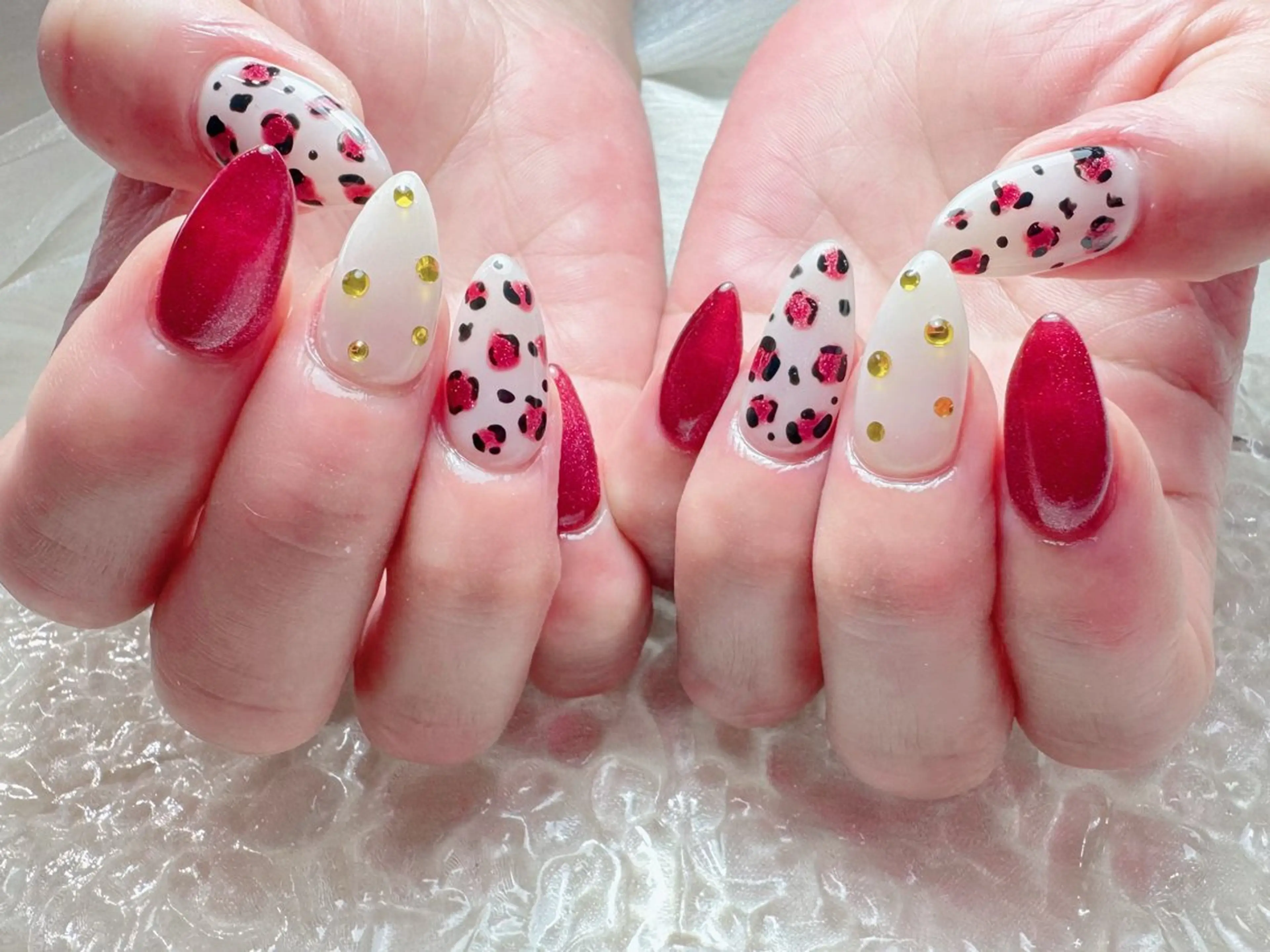 ネイル マジックミラー所属・マジック ミラーのネイルデザイン