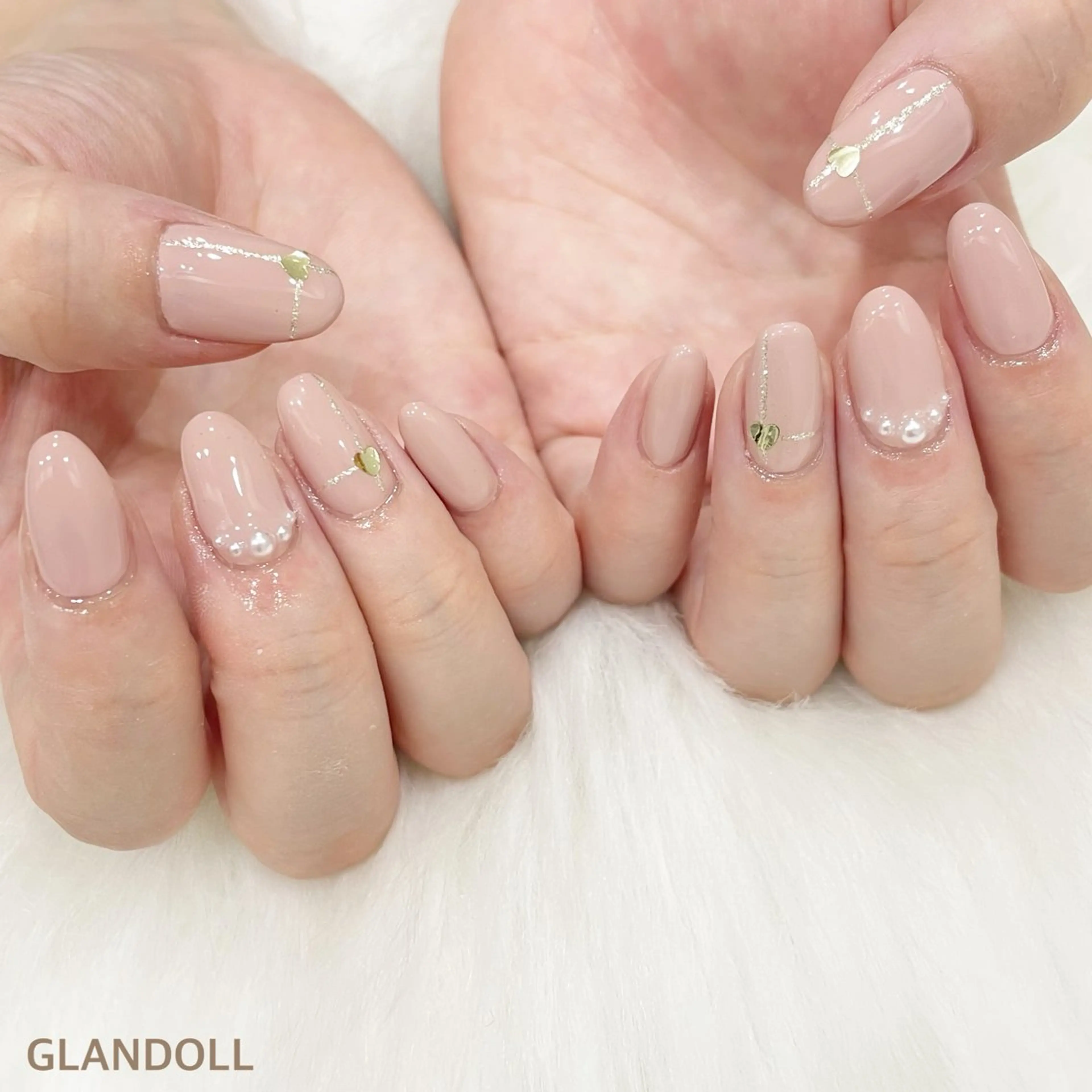 ネイル オフィスネイル ハンドネイル GLANDOLL YURIのネイルデザイン