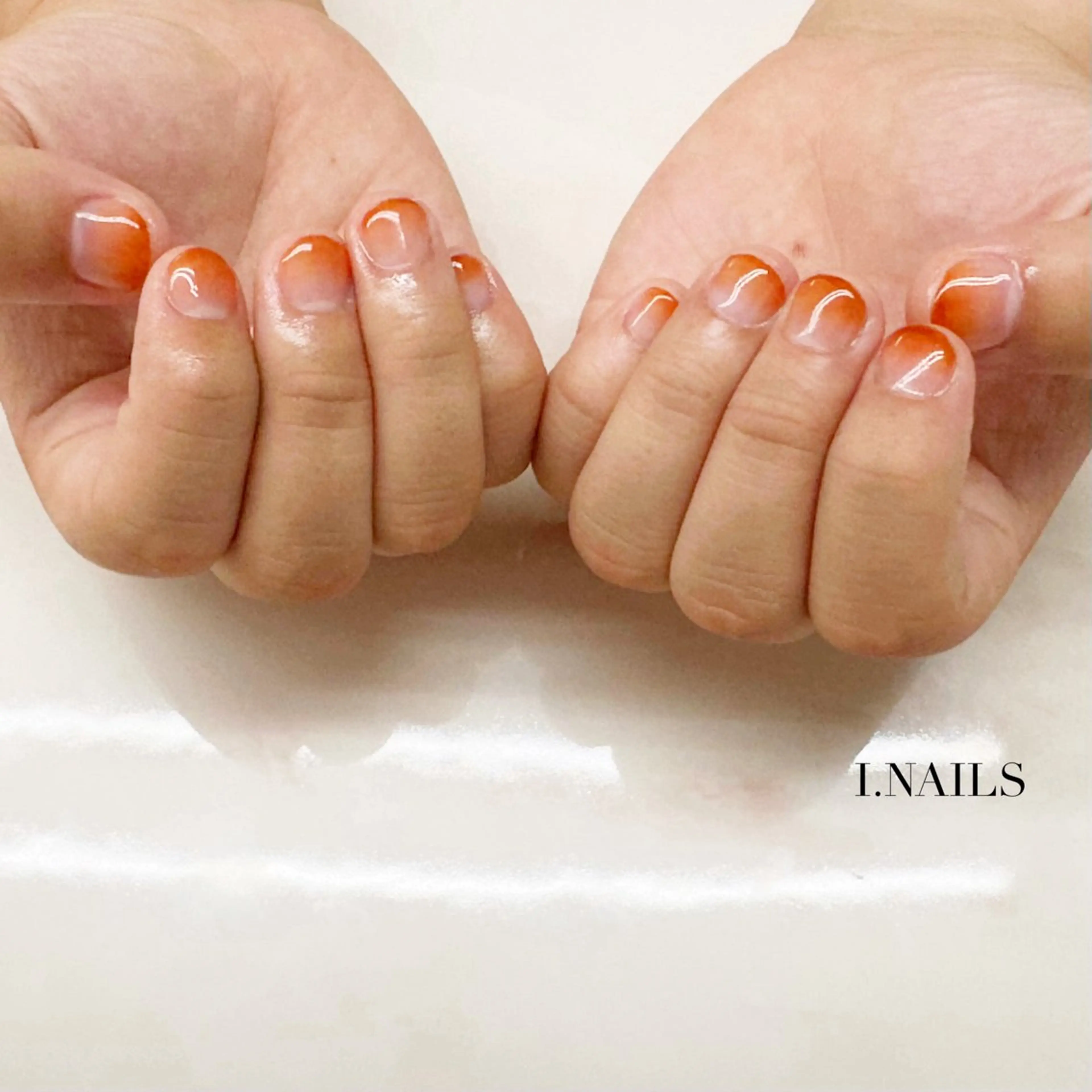 ネイル アイネイルズ所属・早川 梓のネイルデザイン