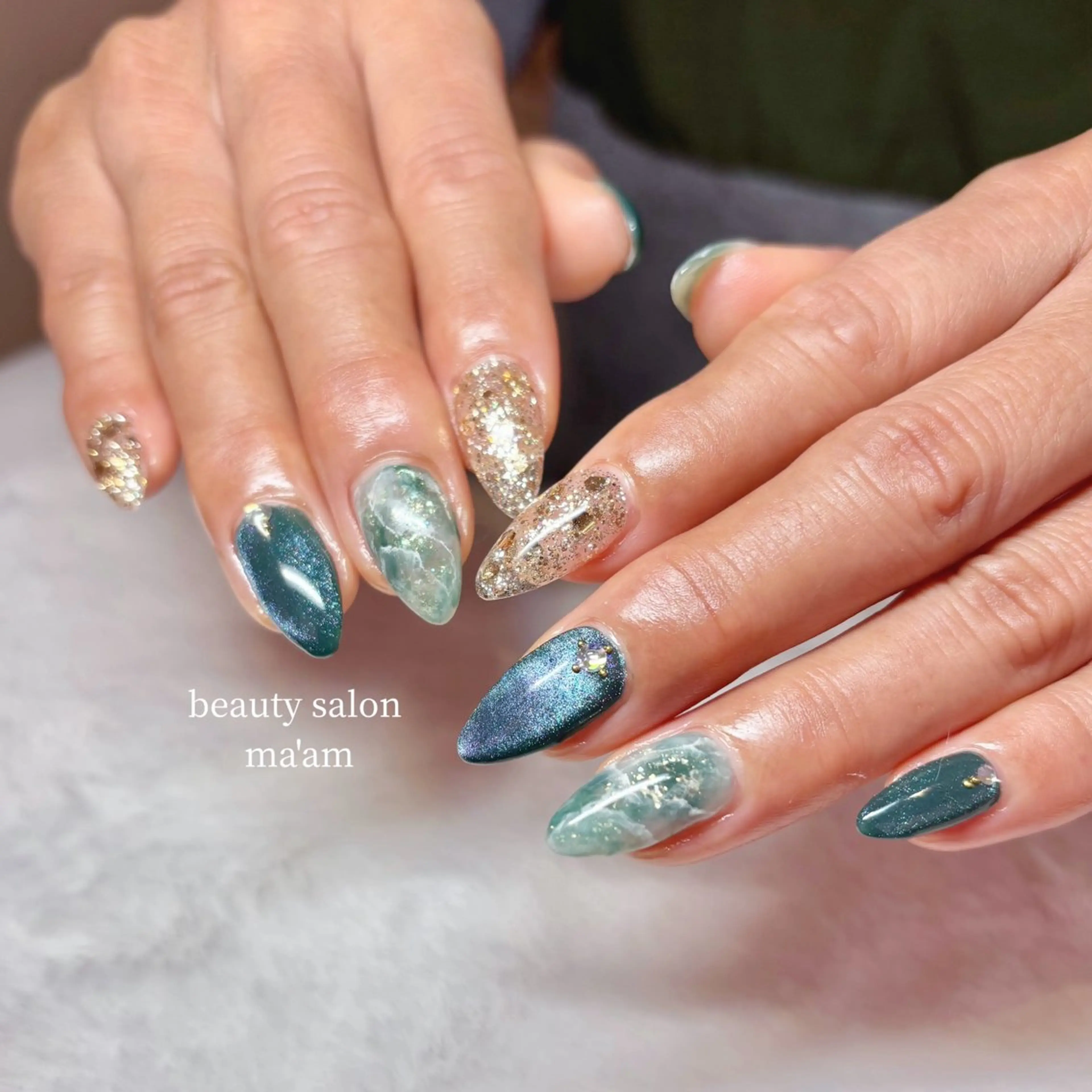 ネイル ハンドネイル beauty salon ma'am所属・chihiro 小路ネイルのネイルデザイン