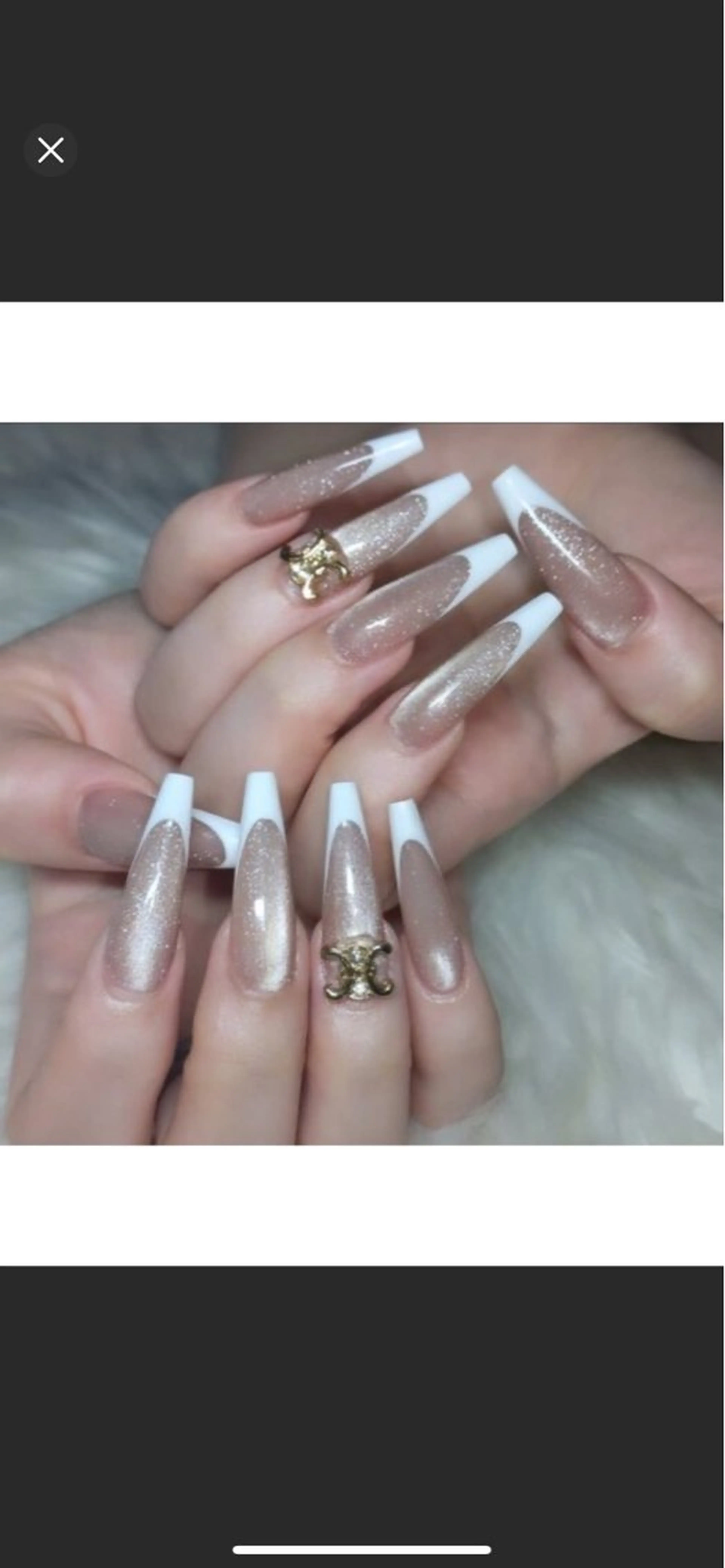 ネイル キラキラネイル シンプルネイル 春ネイル ワンホンネイル 冬ネイル Cham sora Nailのネイルデザイン