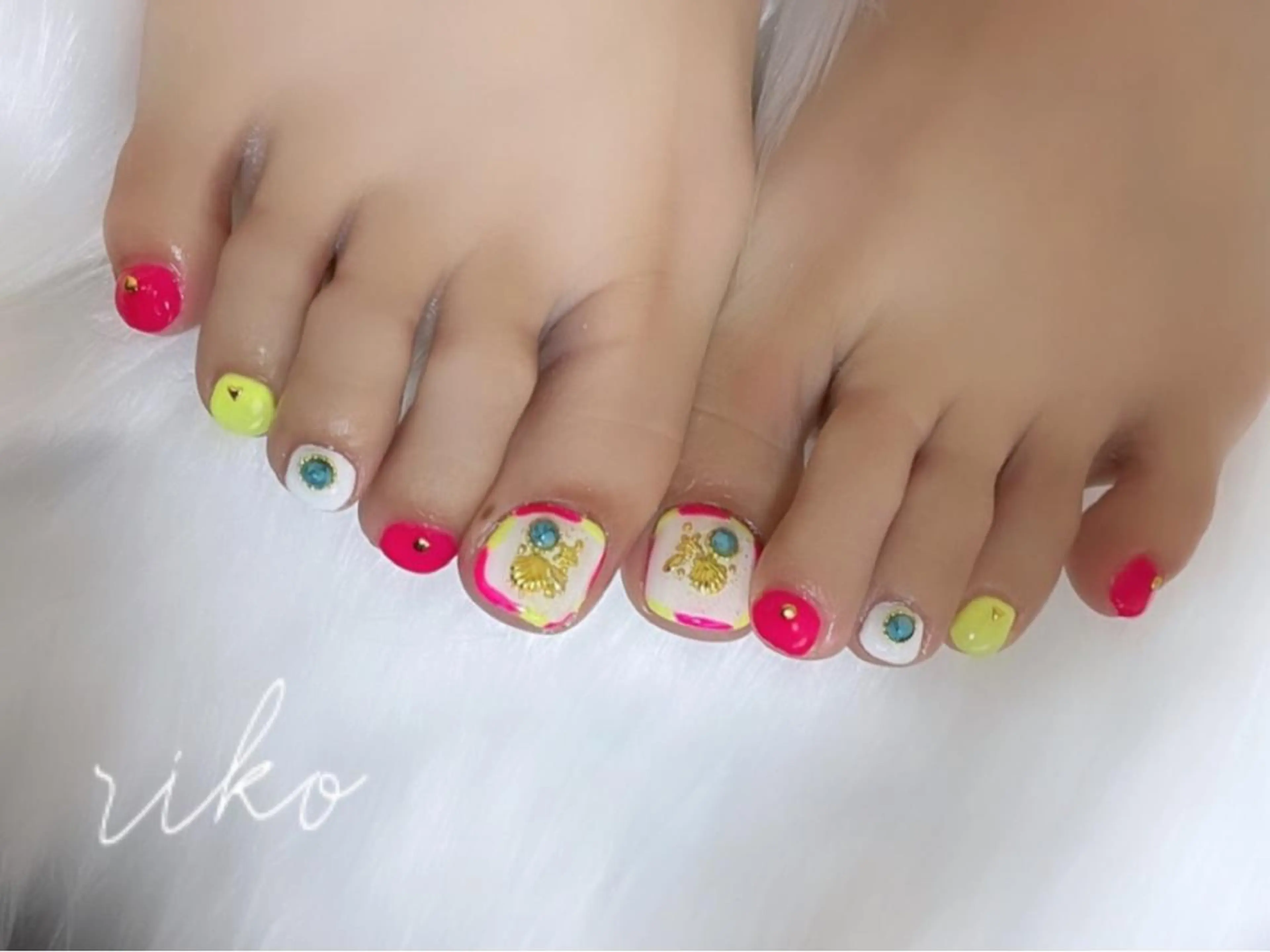 ネイル フットネイル riko nailのネイルデザイン
