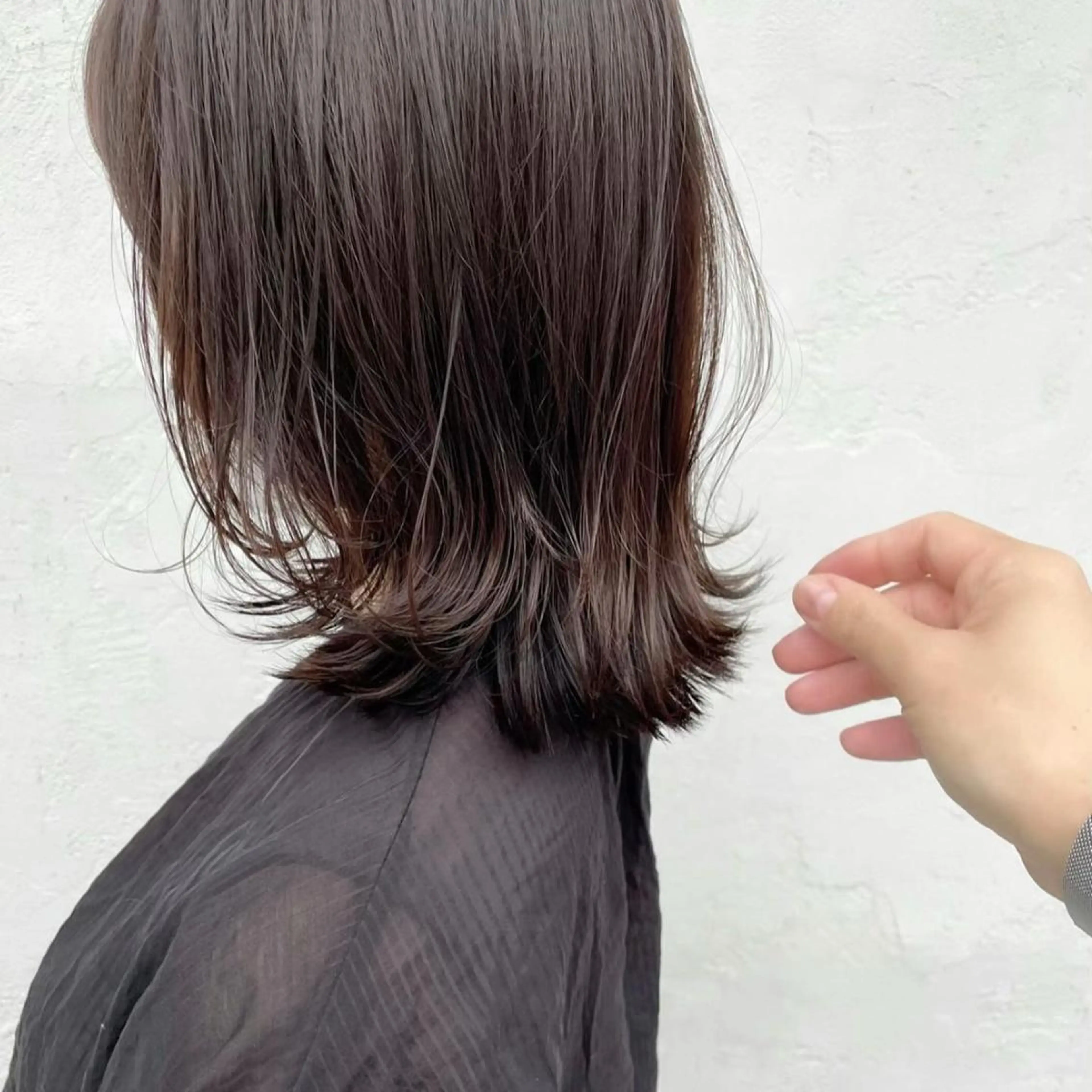 ミディアム ボブ くびれヘア カット 縮毛矯正 結べるレイヤーボブ くびれLady表参道のヘアスタイル