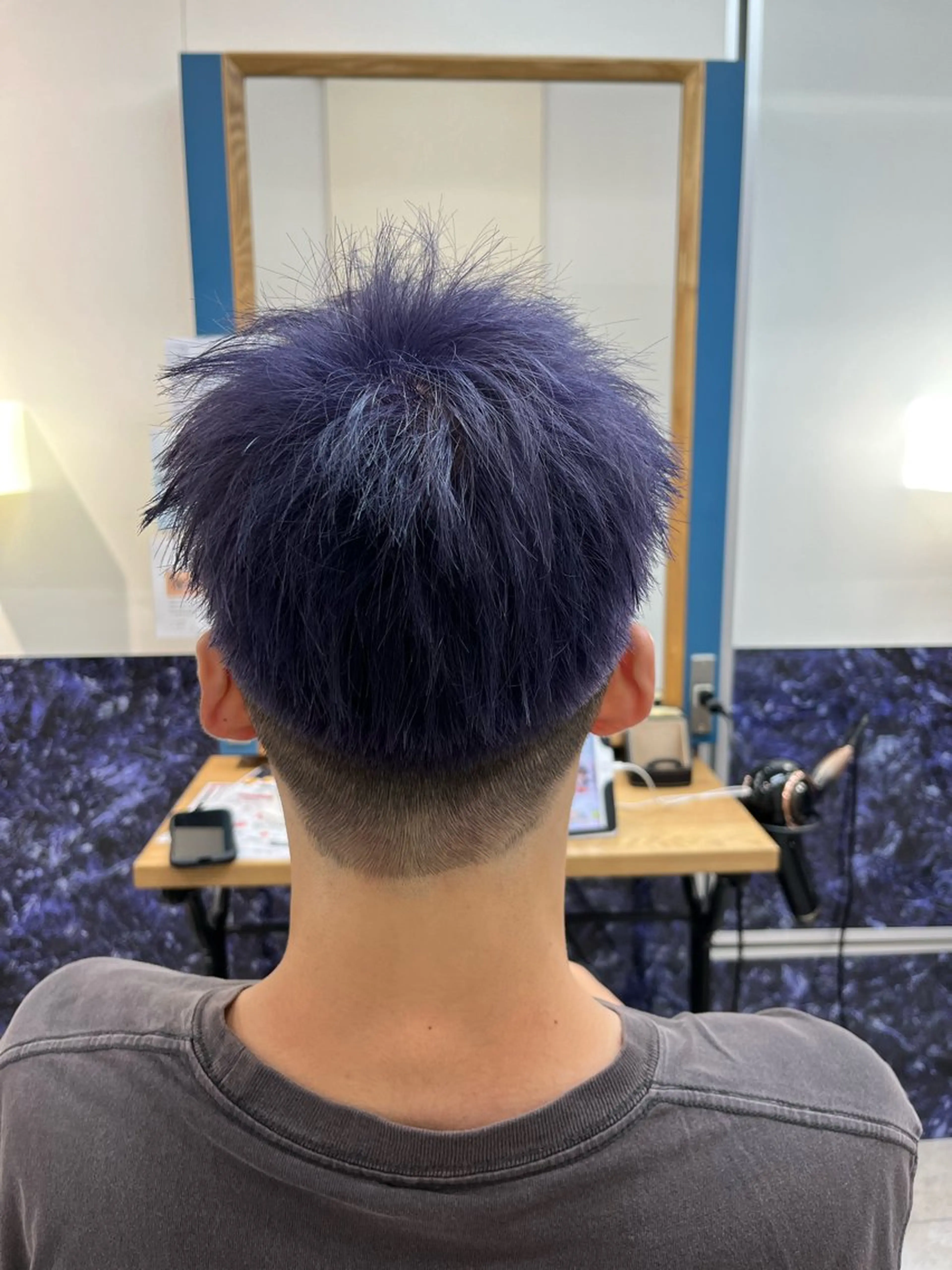 ショート カラー メンズ カット ヘアカラー トリートメント ヘッドスパ カラー/アイリスト 麻優のヘアスタイル