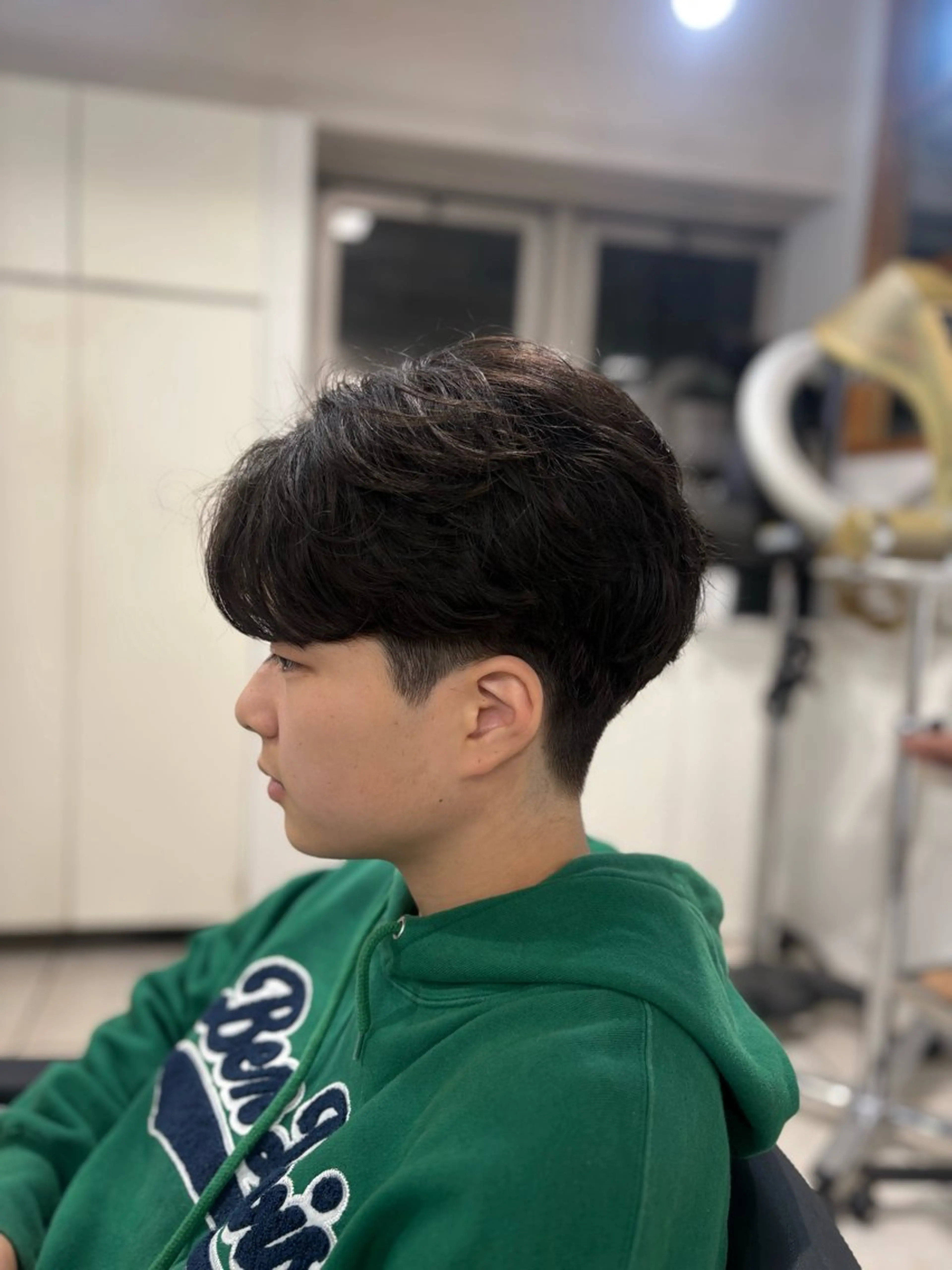 メンズ カット insence glue所属・売上チェック課題中 🔥／小林眞澄のヘアスタイル