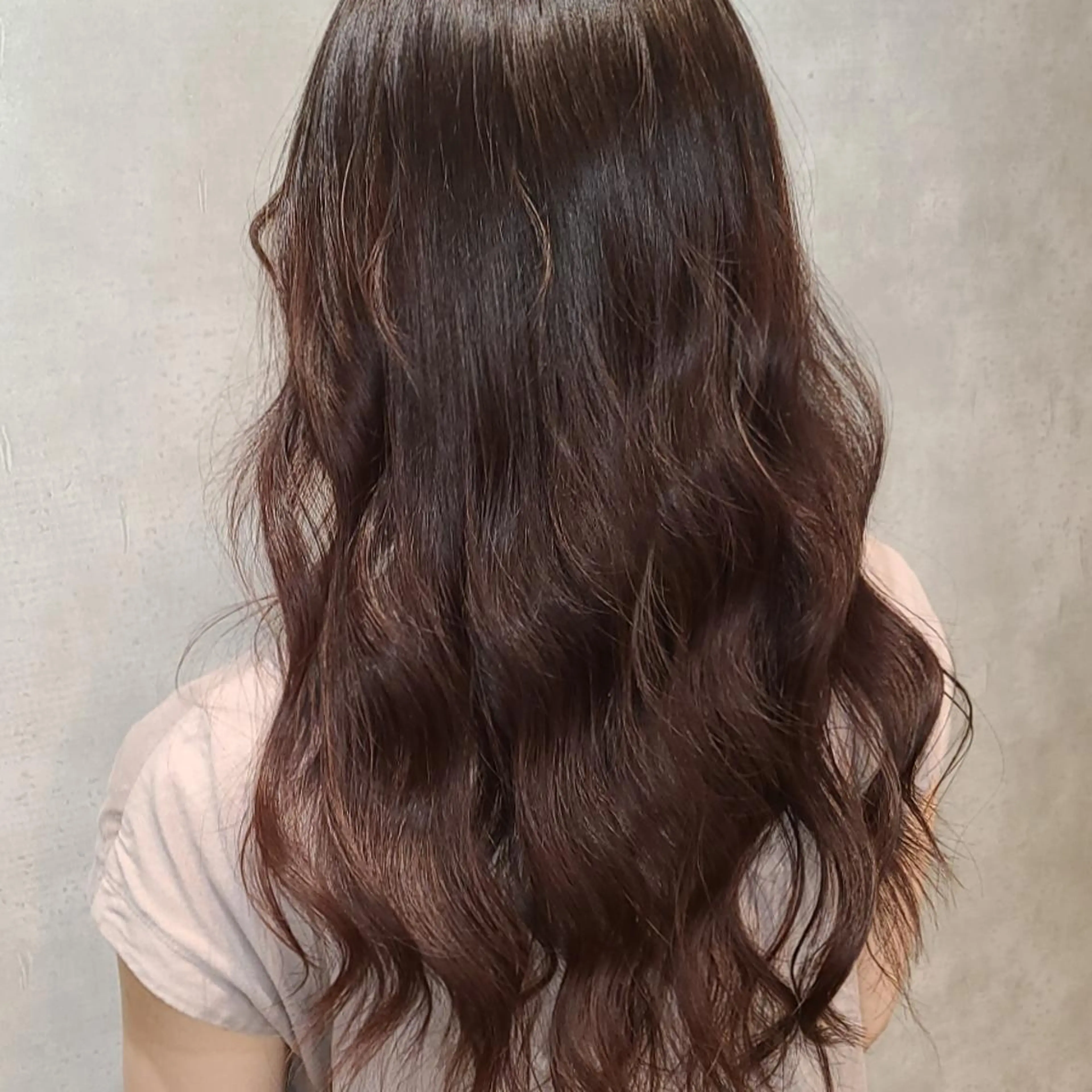 ロング カラー ブリーチ ピンクカラー 西田 理沙のヘアスタイル