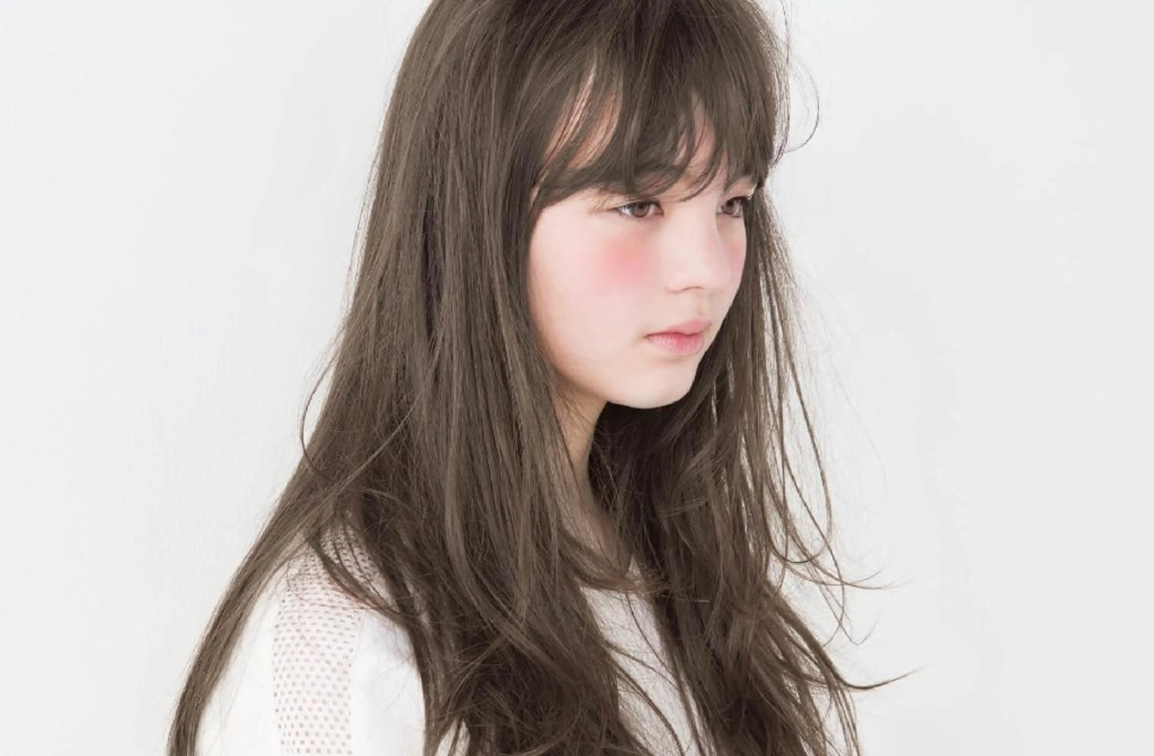 【平日9時〜15時女性限定】☆赤みを抹消☆ワンランク上の艶髪THROWカラー＋似合せカット＋前処理Trの写真