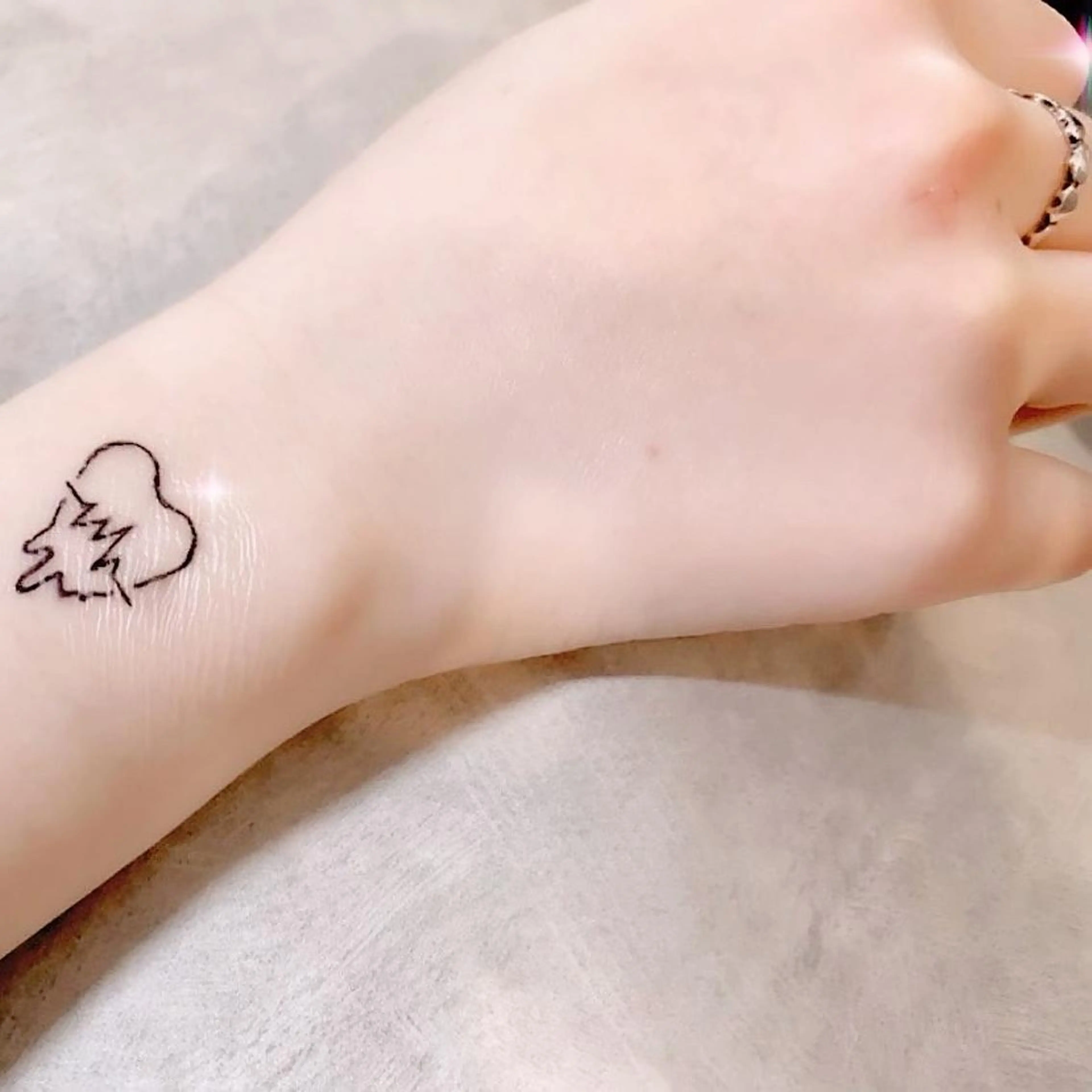 Lanhr所属・【Lanhr】 🕊aya🕊のマツエク・マツパデザイン