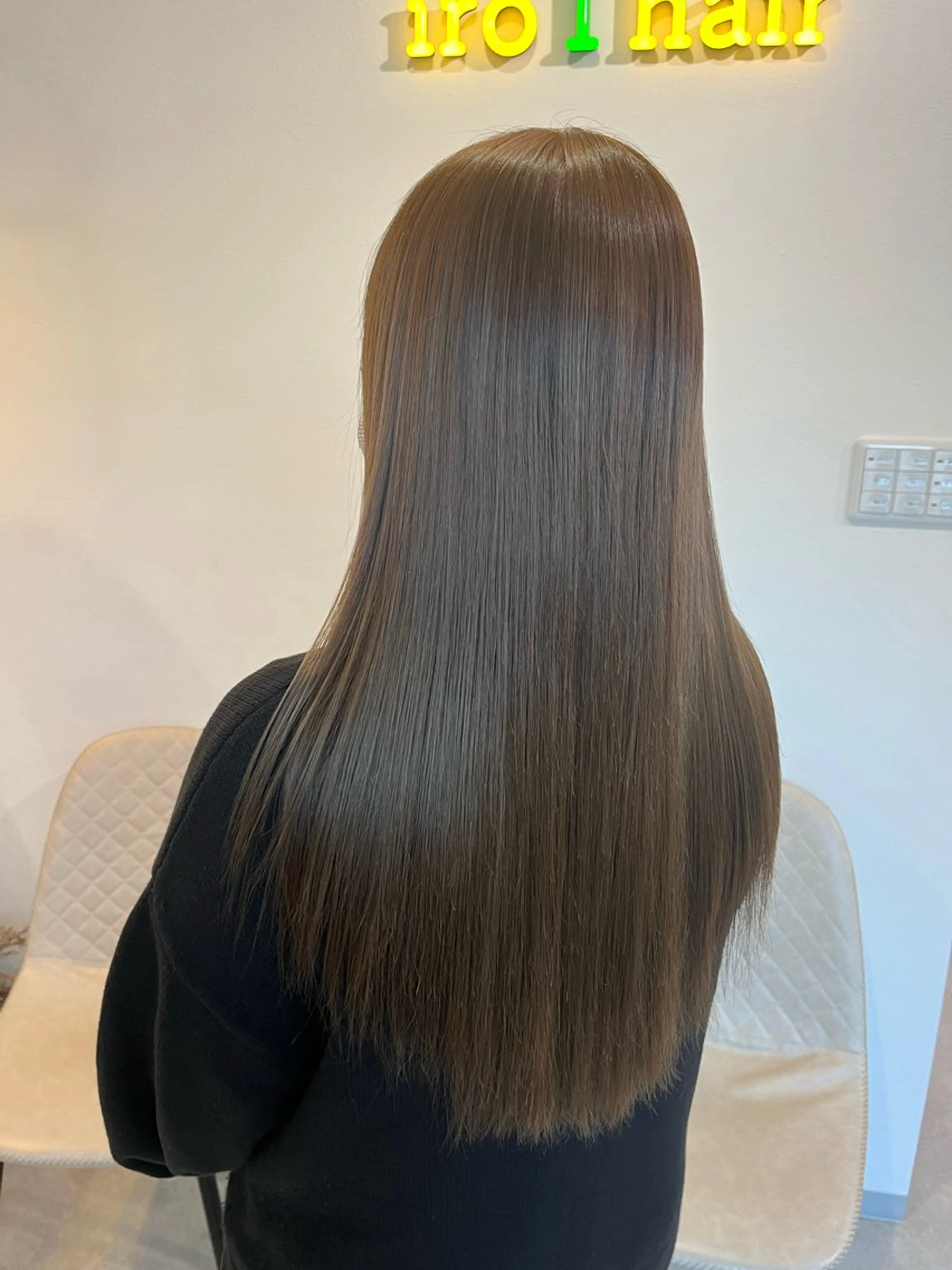 ロング カラー イロアイヘアー Renのヘアスタイル