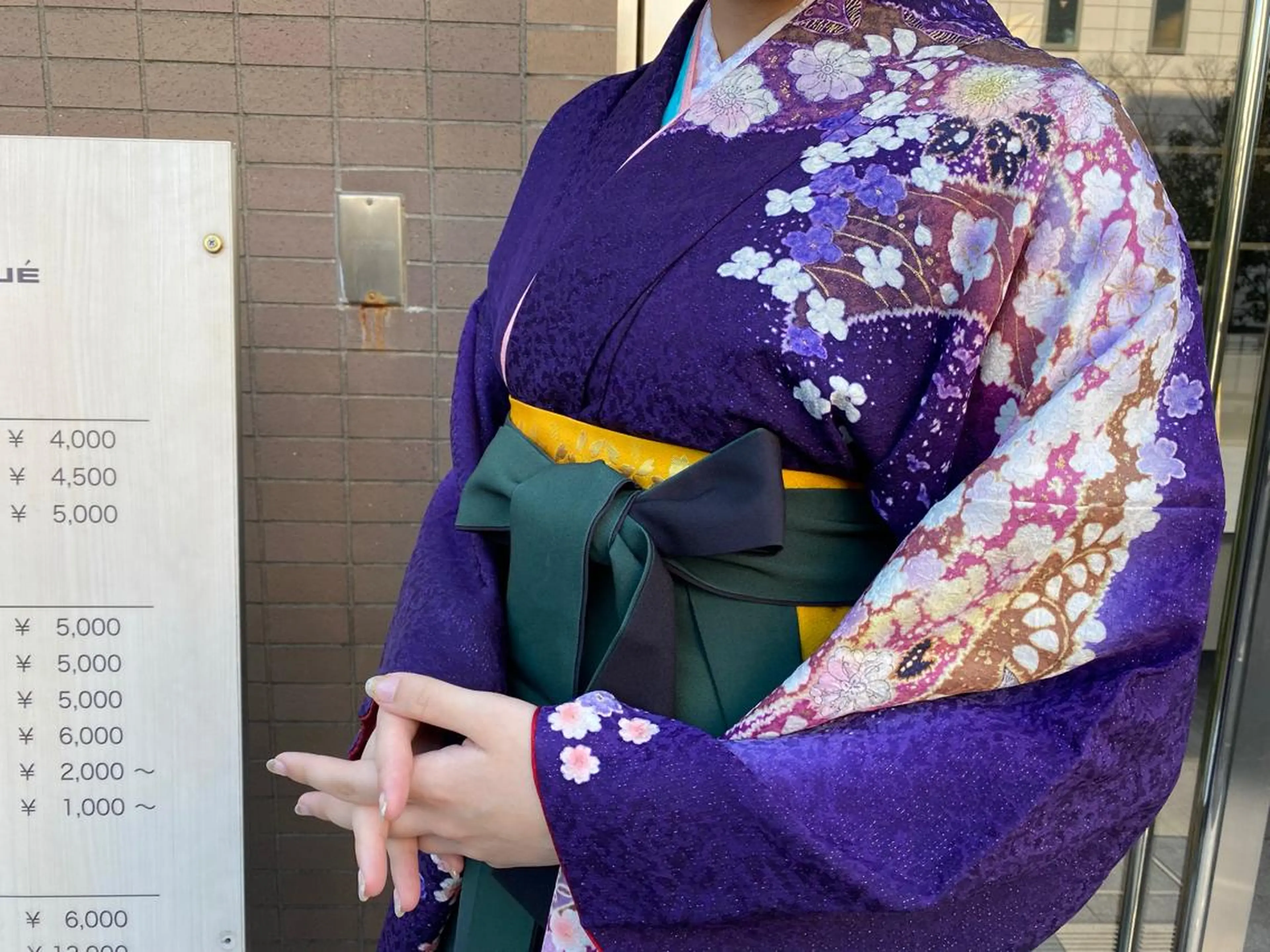 セミロング ELEN 新百合ヶ丘のヘアスタイル