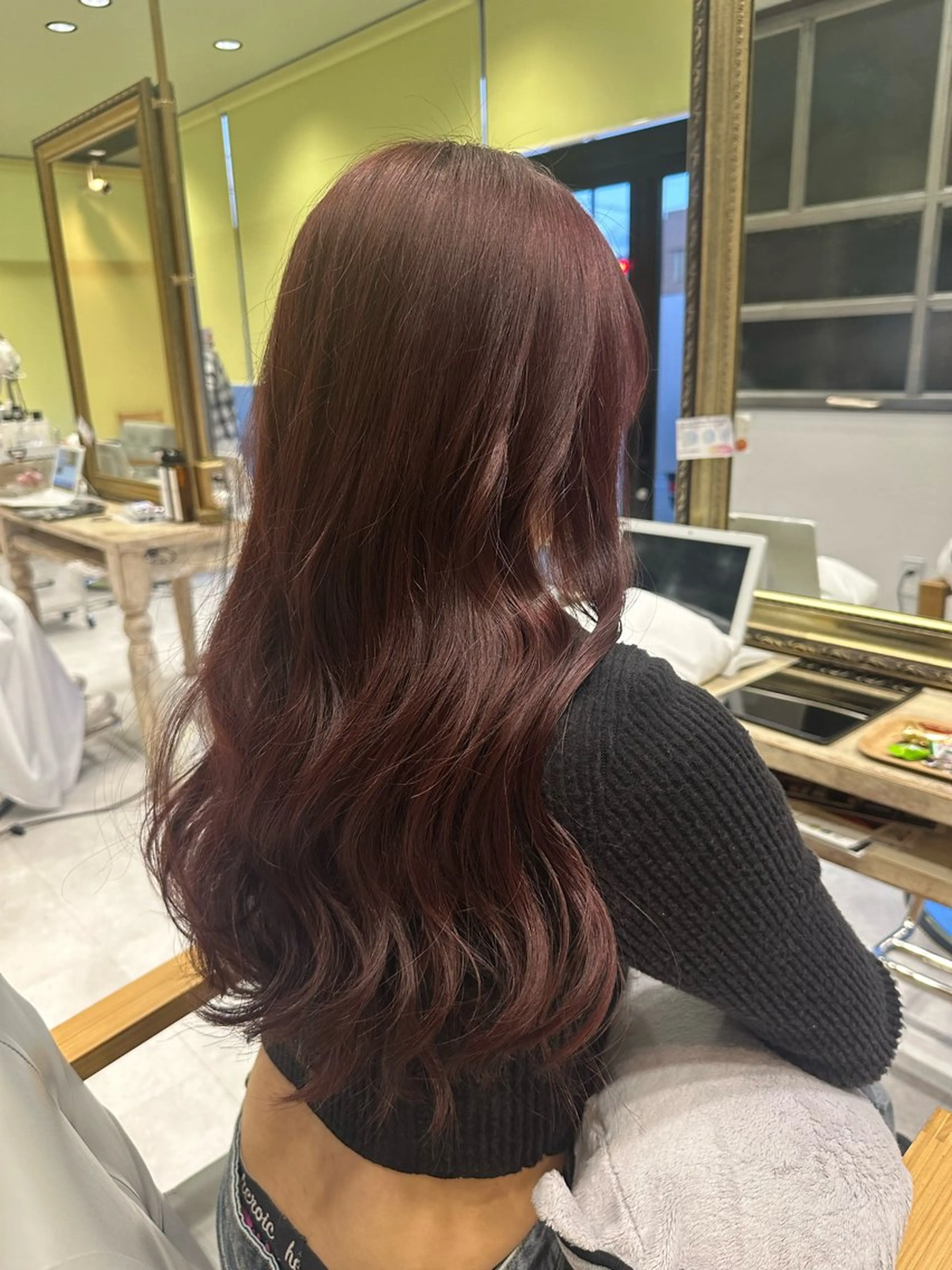 ロング ヘアカラー 野上 麗のヘアスタイル