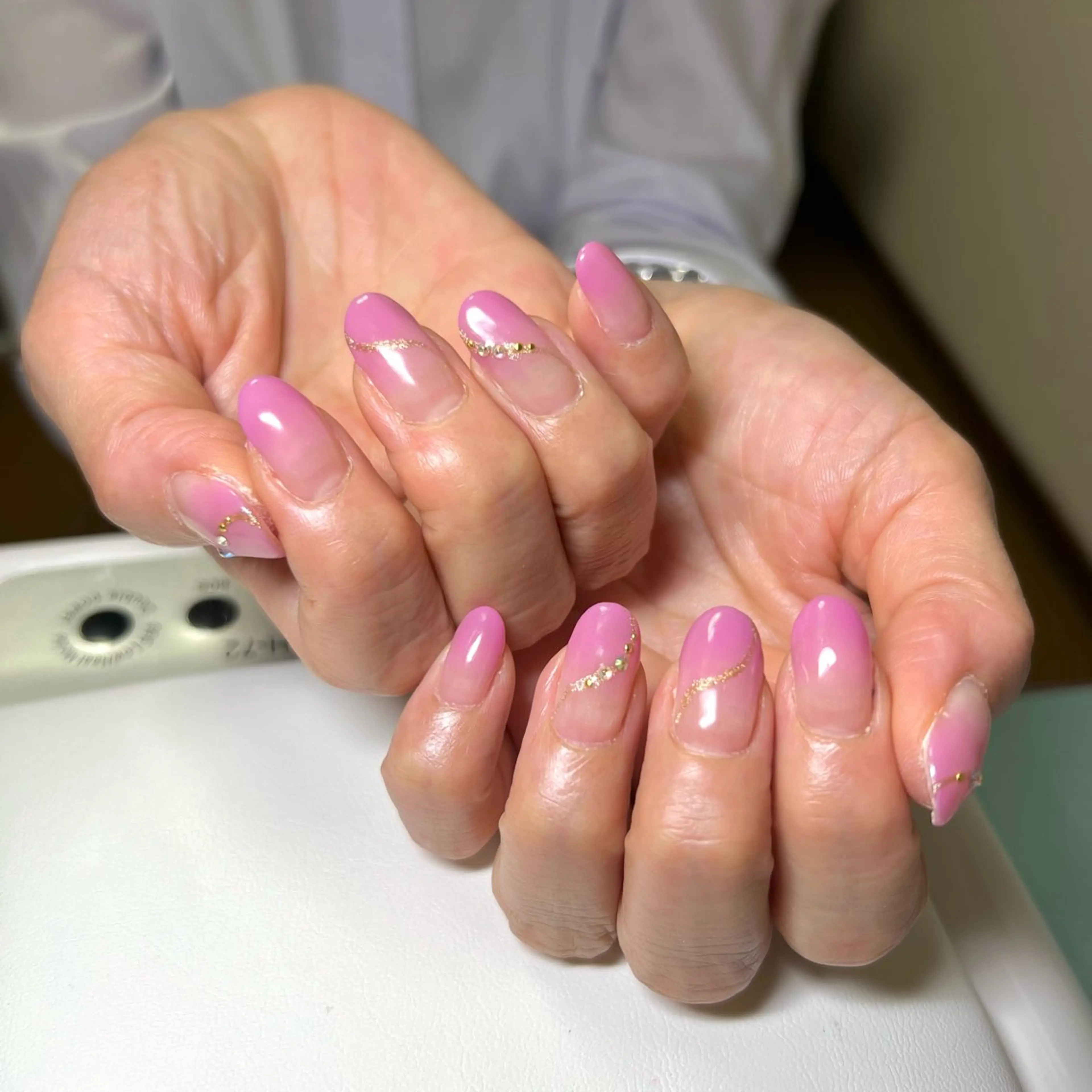 ネイル ハンドネイル やつや ももかのネイルデザイン