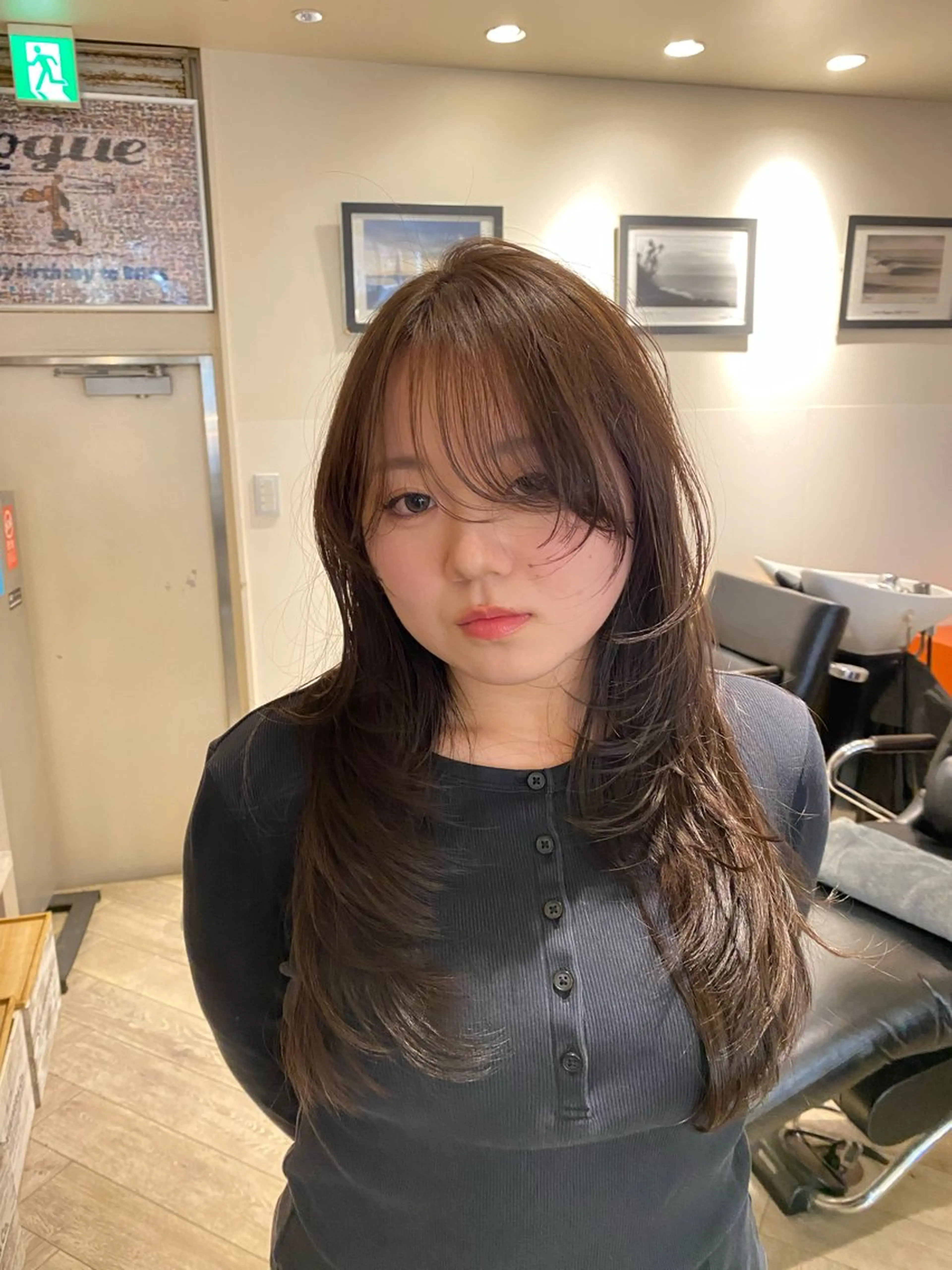 ロング カラー ヘアカラー ナチュラルヘア🫧 ナナミのヘアスタイル