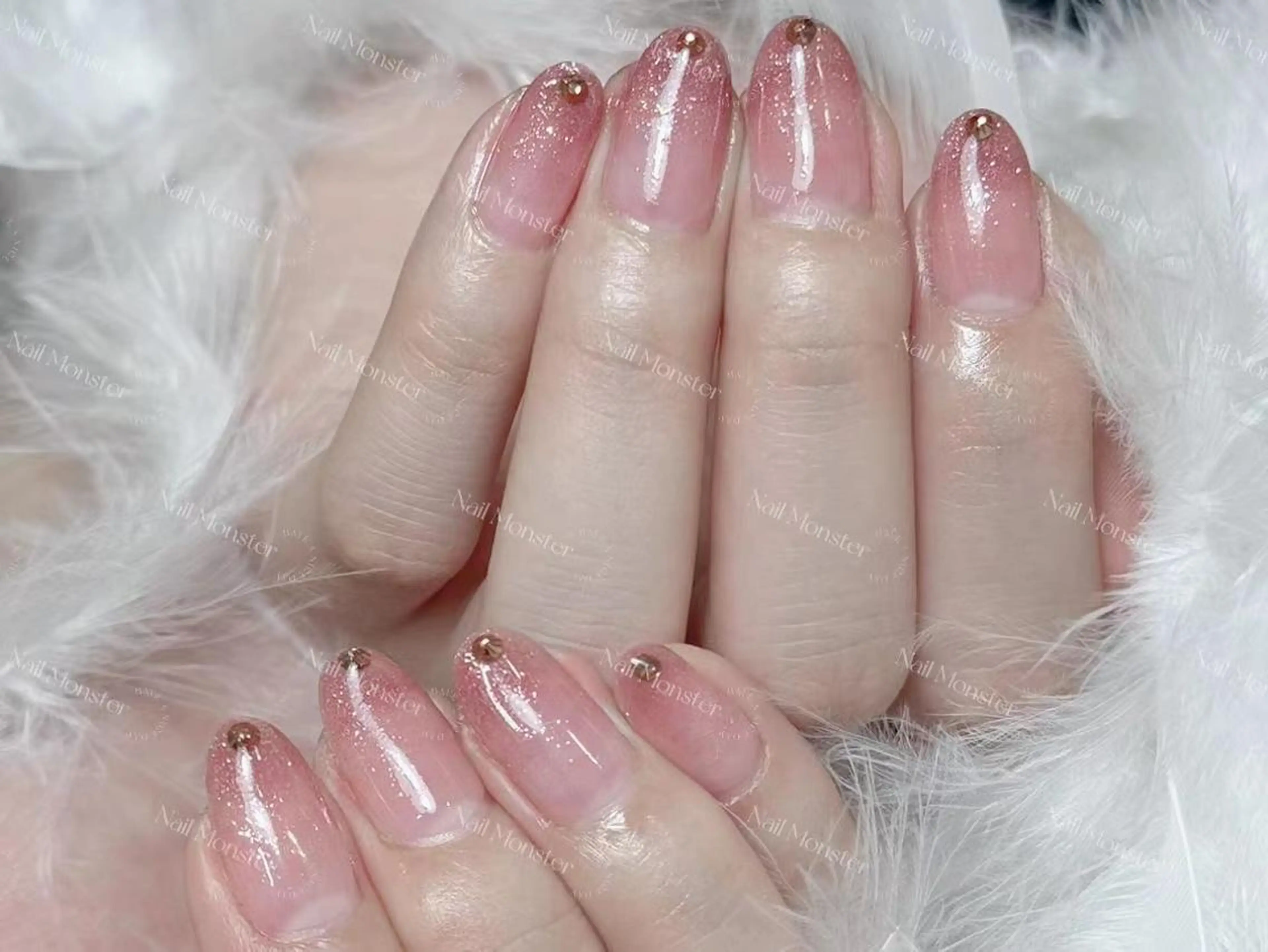 ネイル ストーンネイル ハンドネイル yu ri 🌹のネイルデザイン