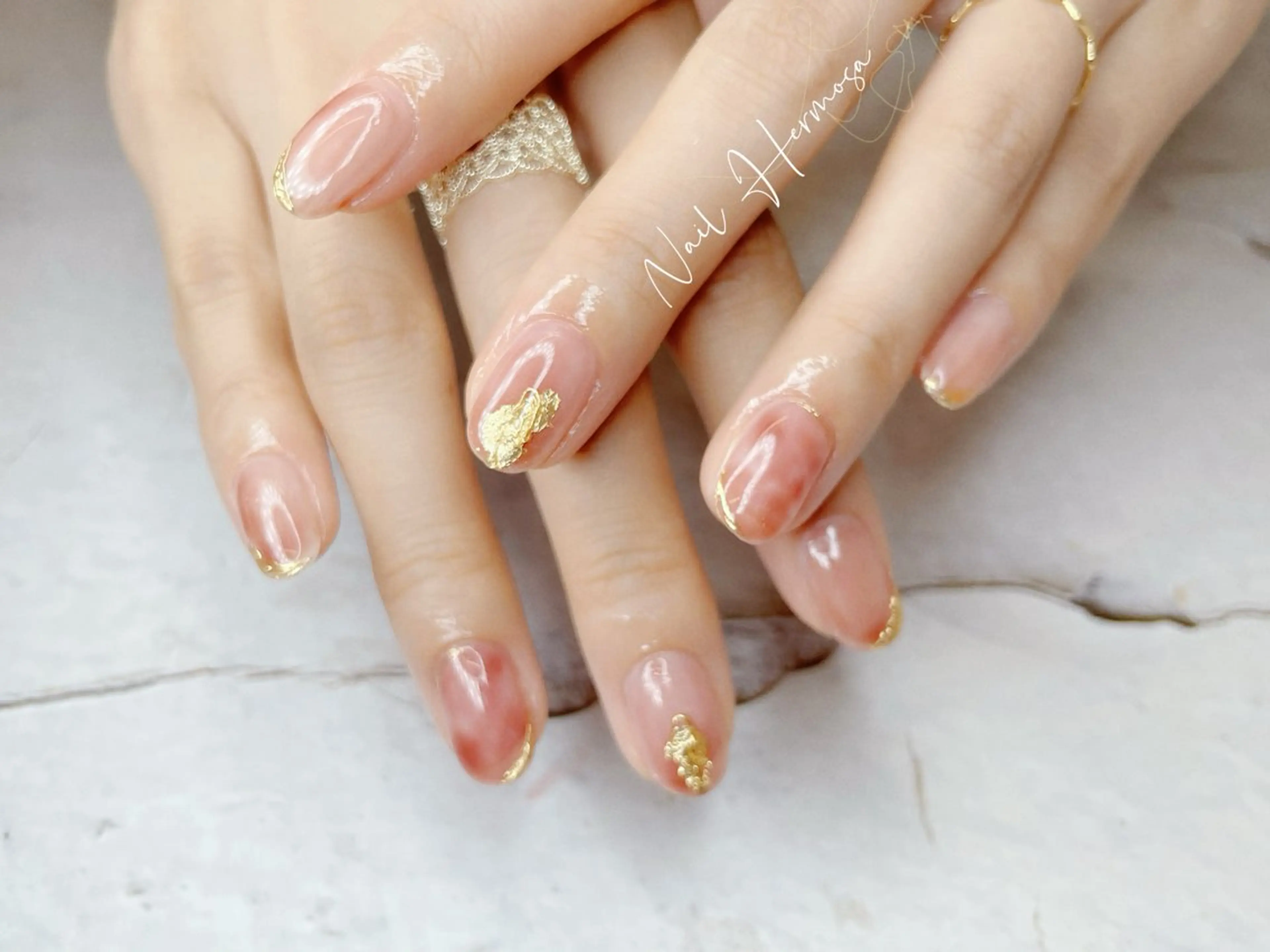 ネイル アートネイル ジェルネイル グラデーション マグネットネイル 持ち込み ハンドネイル エルモサ YURIKAのネイルデザイン