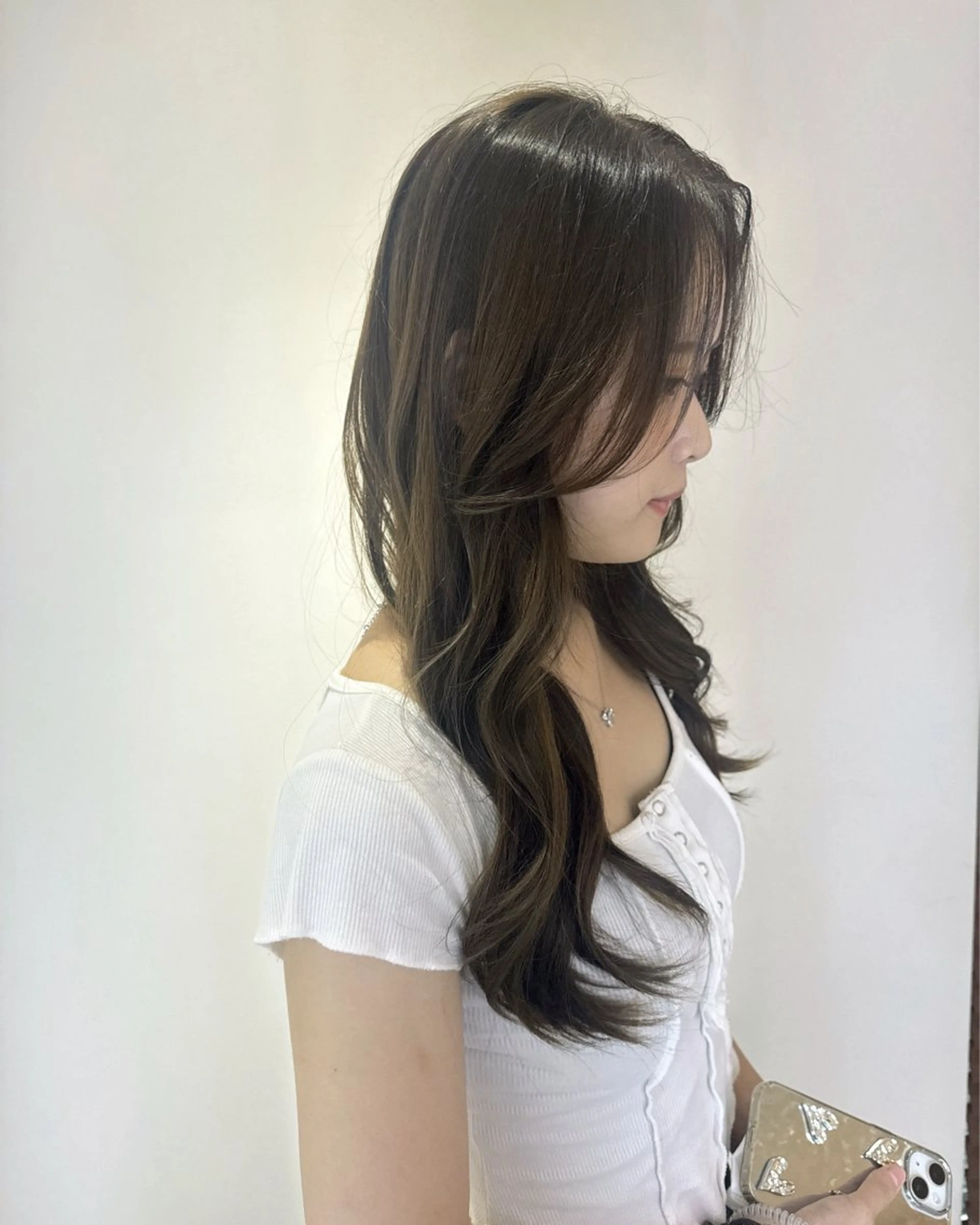 ロング 透明感のあるモテ艶髪 🫧AYAKAのヘアスタイル