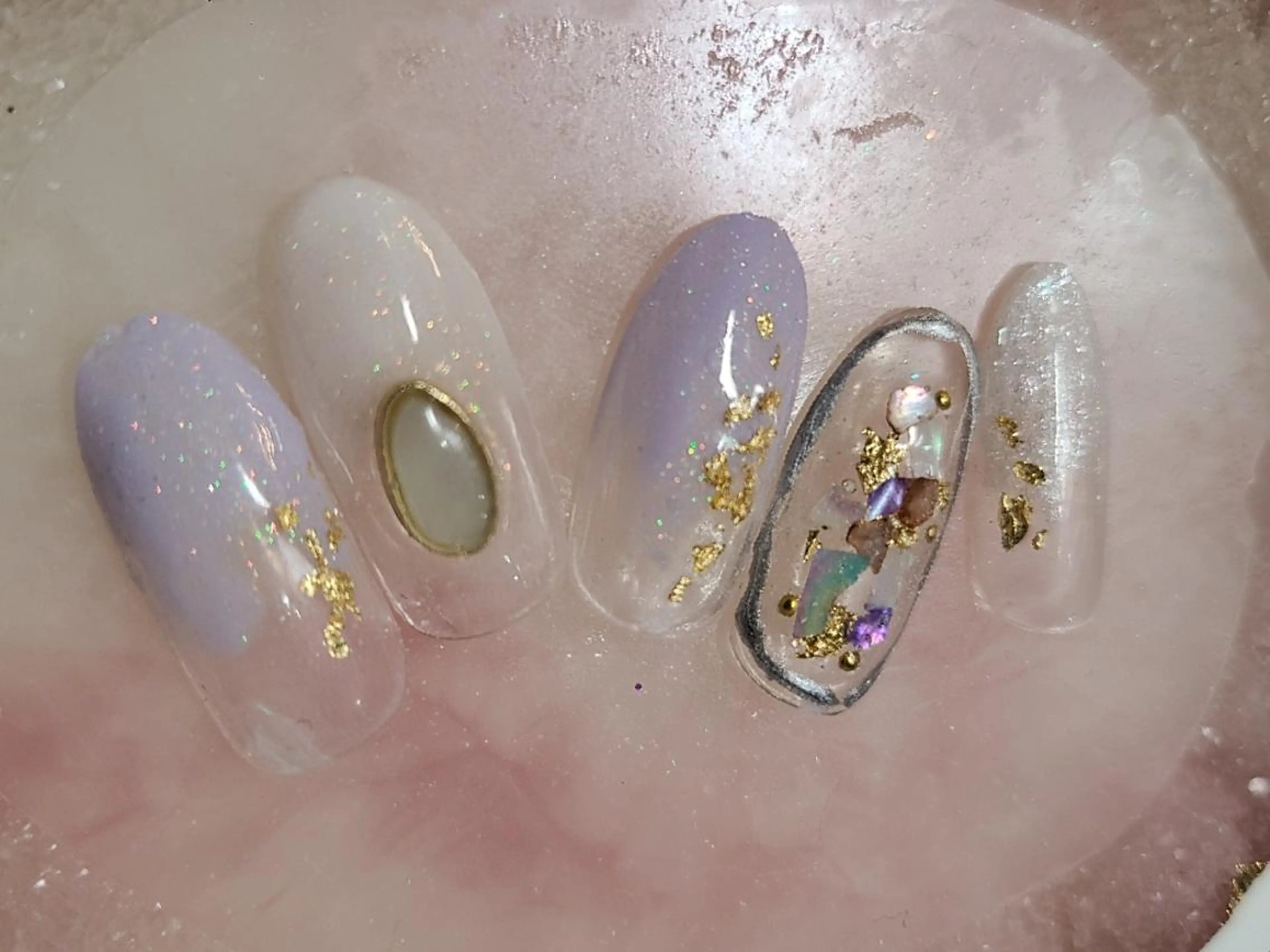 ネイル ビーケア自由が丘所属・えみ えみのネイルデザイン