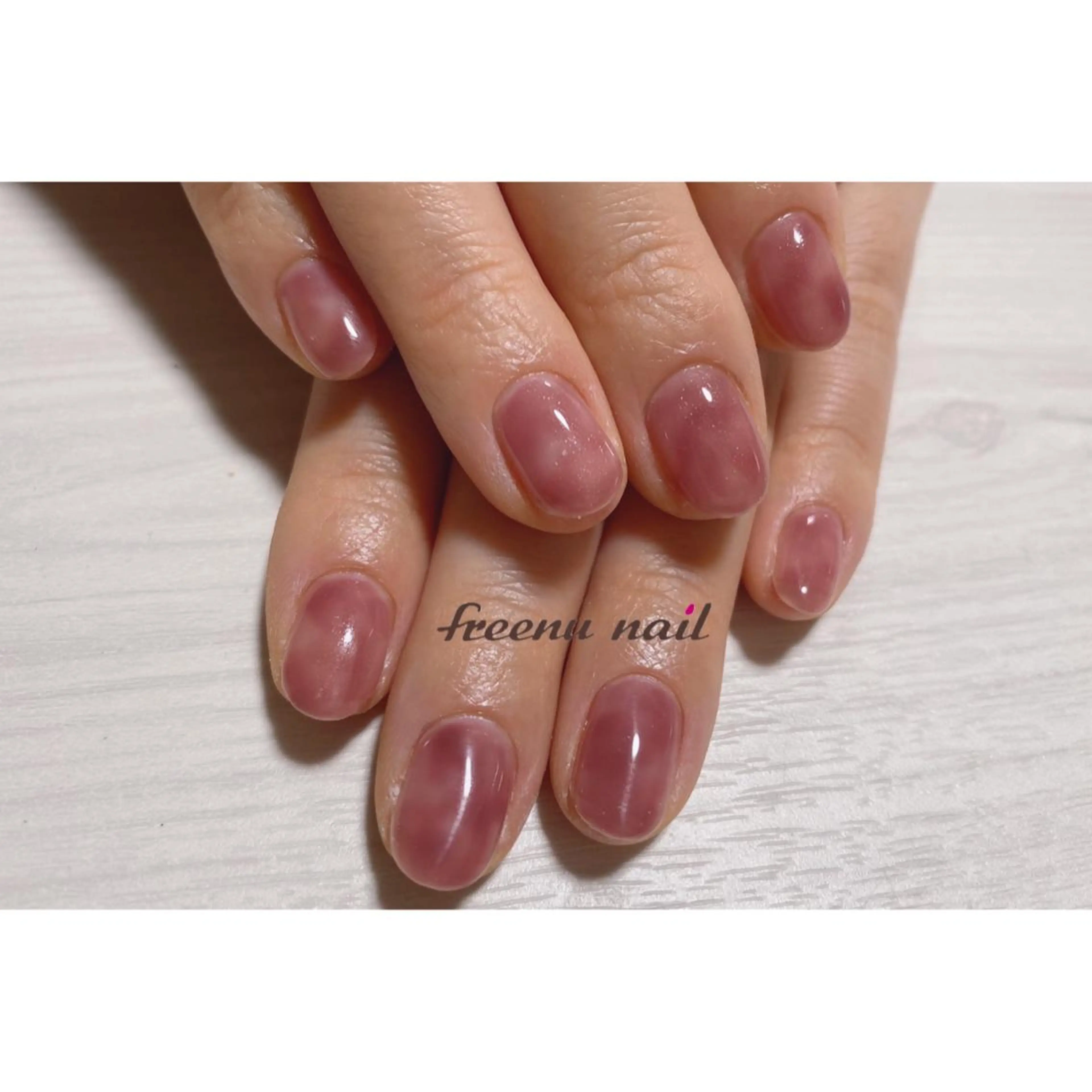 ネイル ワンカラーネイル freenu nail【24H】のネイルデザイン