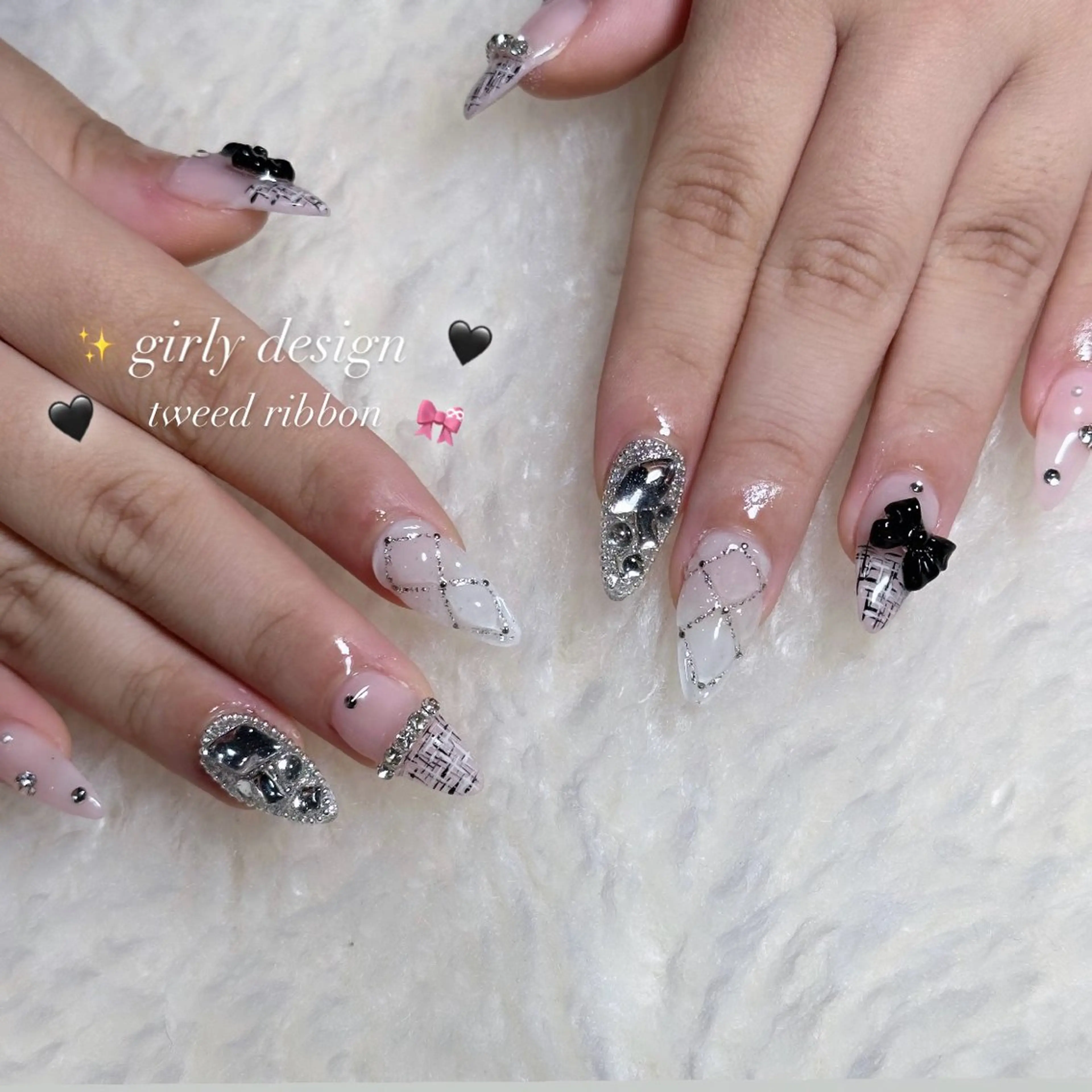 ネイル EmaNail豊中 🎀SANAのネイルデザイン