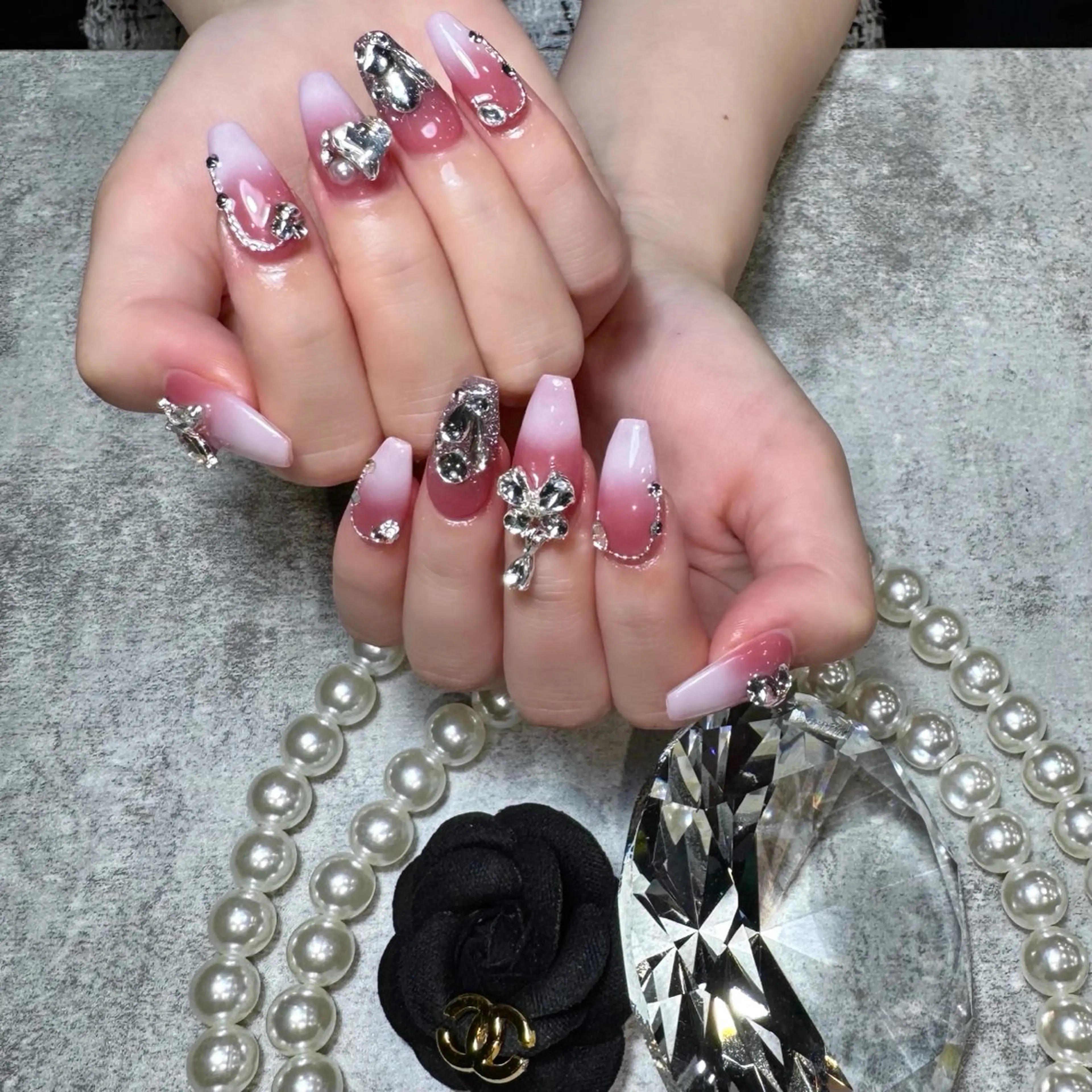 ネイル ハンドネイル ドリスネイルサロン所属・Doris Nail Salonのネイルデザイン