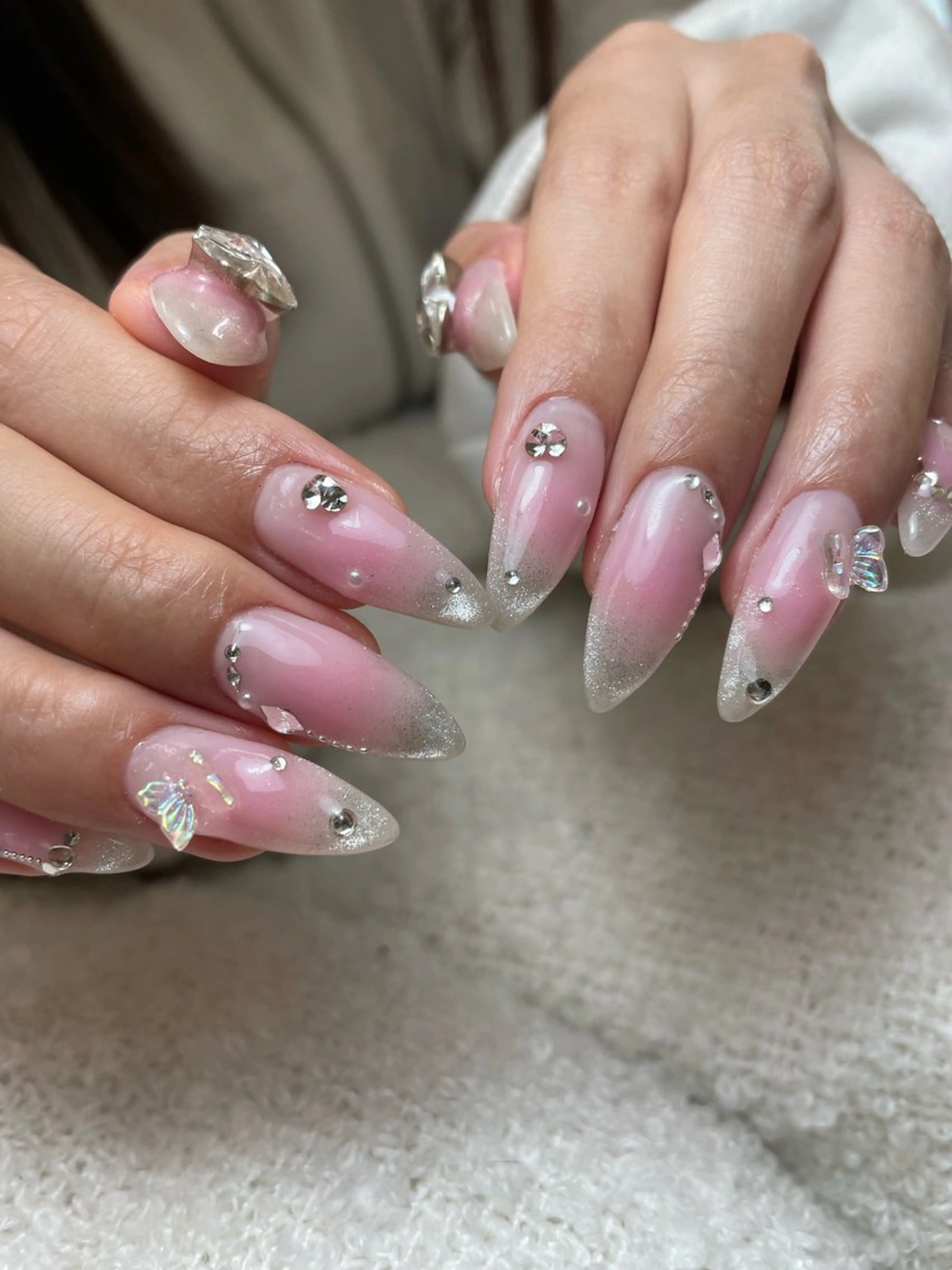 ネイル ハンドネイル Hisaka Mikiのネイルデザイン