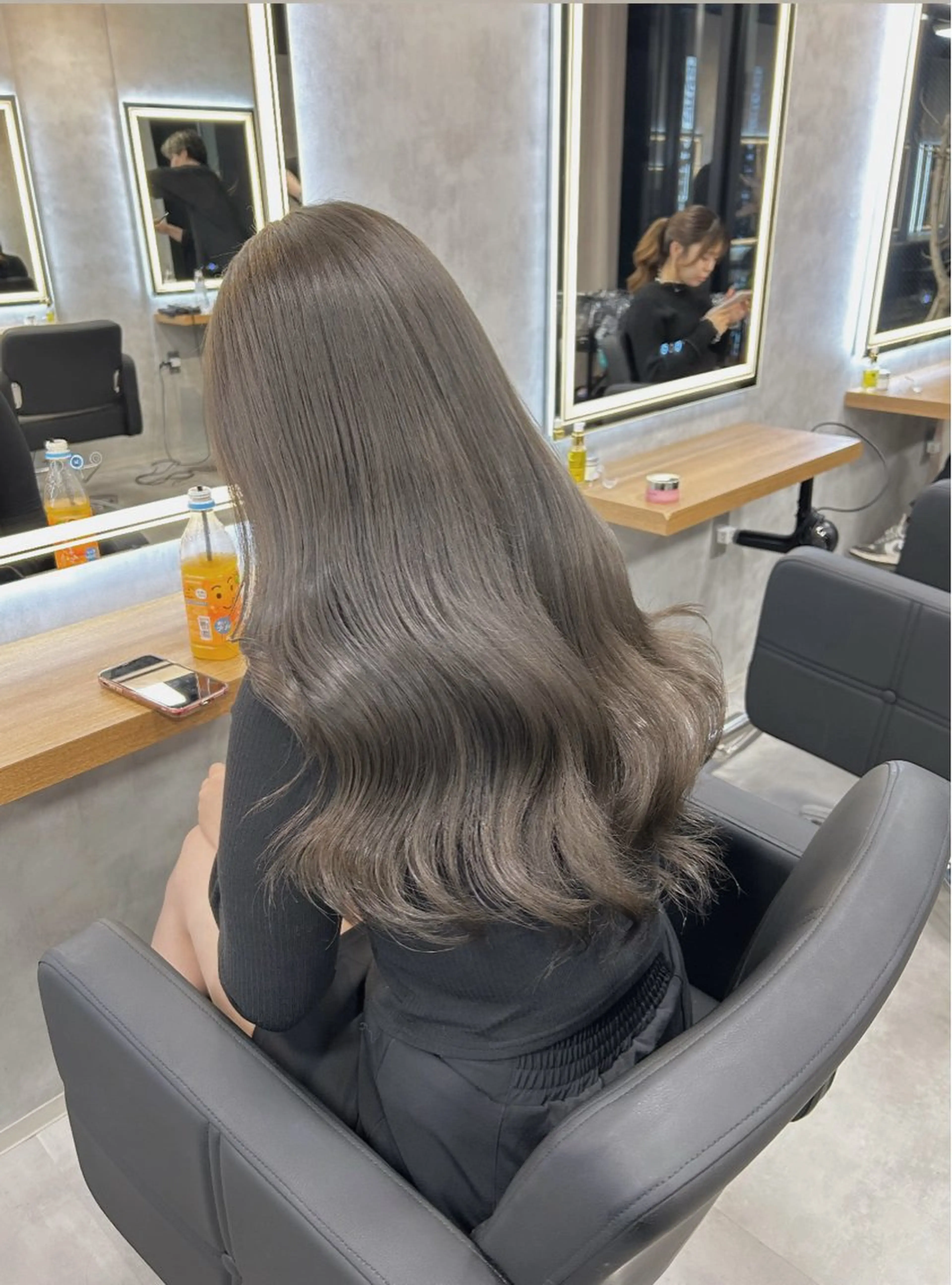 セミロング ヘアカラー トリートメント 🇰🇷韓国レイヤー ヒロキ🇰🇷のヘアスタイル