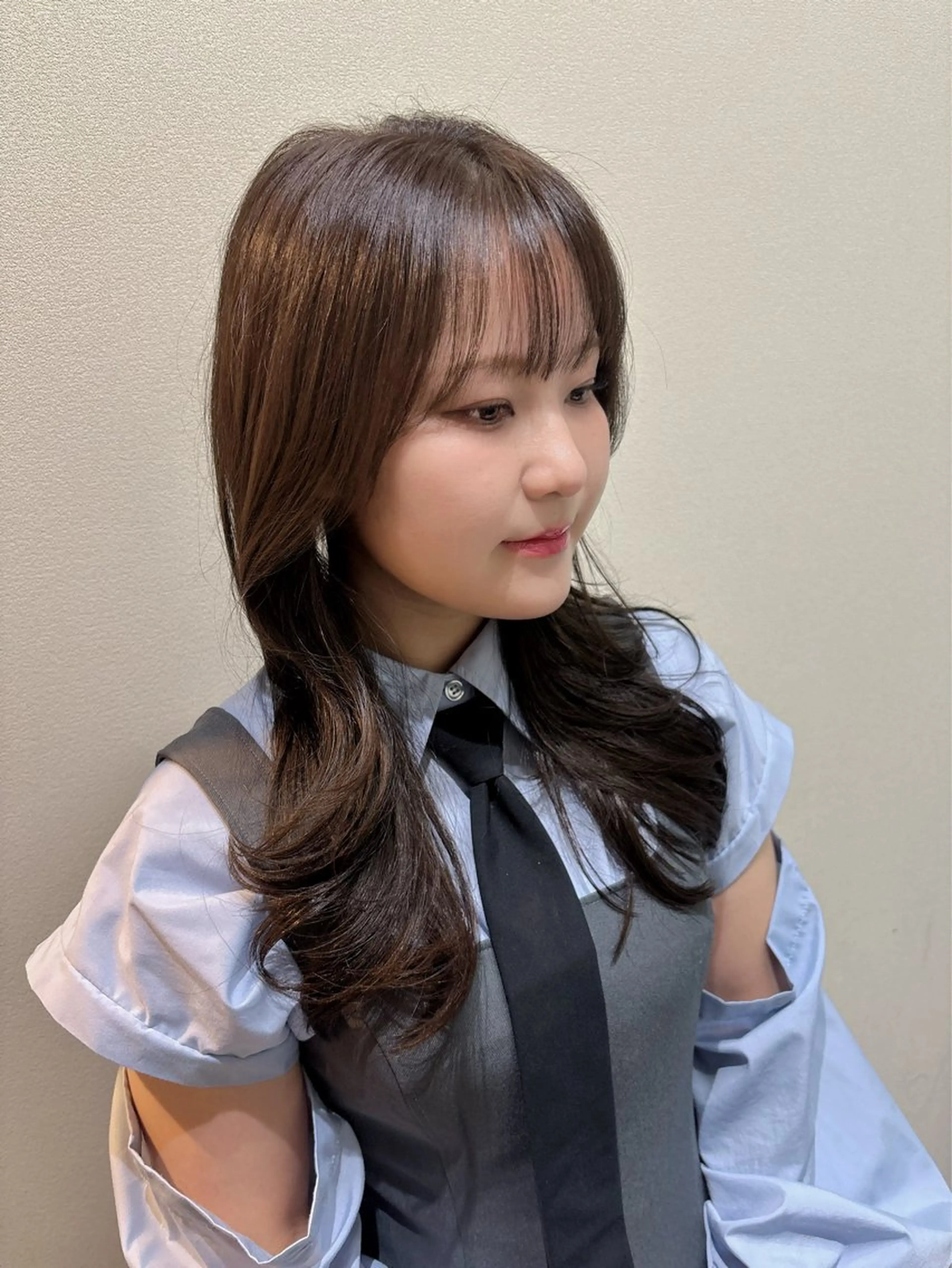 セミロング カラー 🇰🇷レイヤー カット💐Seinaのヘアスタイル