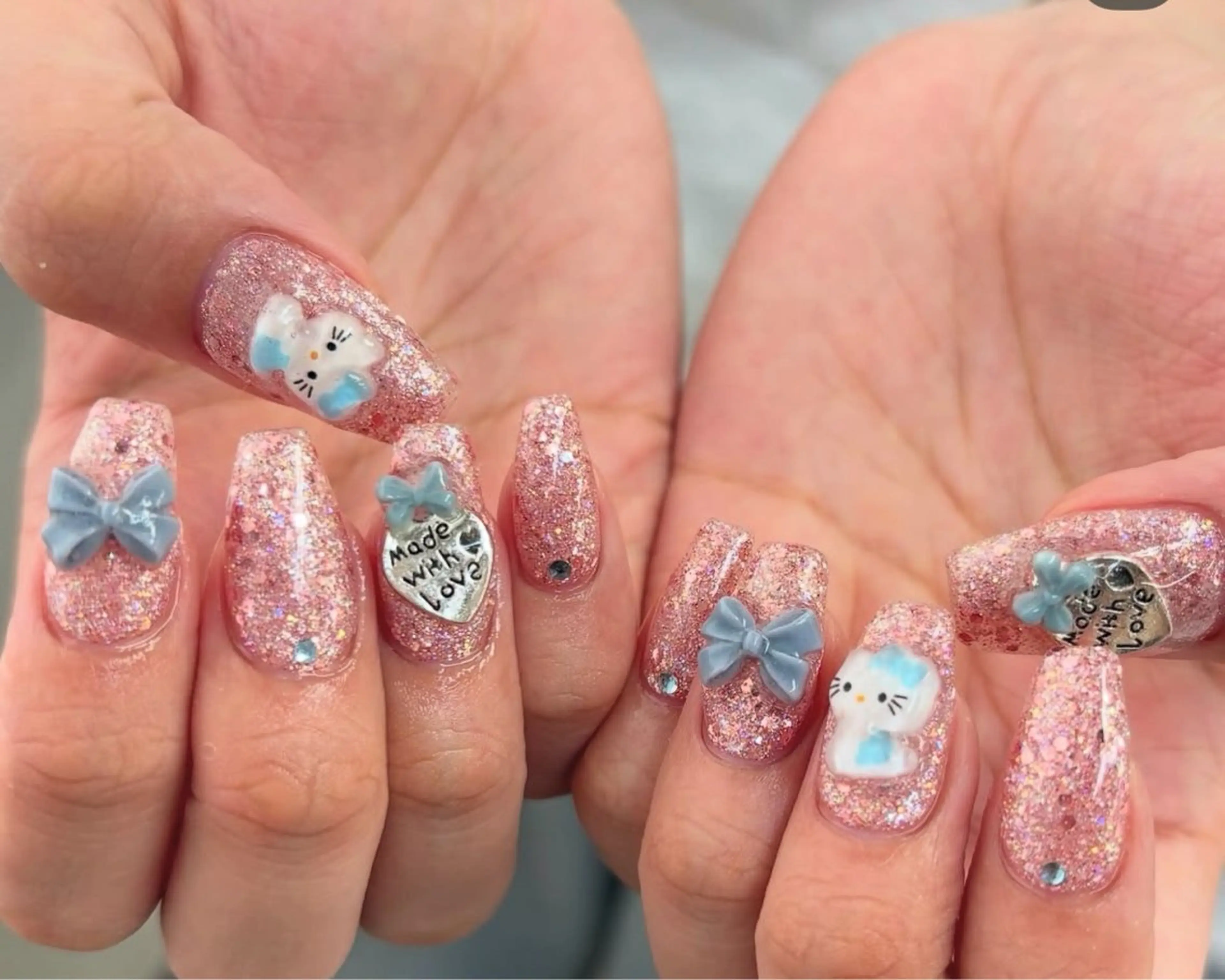 ネイル オーロラネイル フレンチネイル ジェルネイル 韓国ネイル マグネットネイル ハンドネイル Basic 川越のネイルデザイン