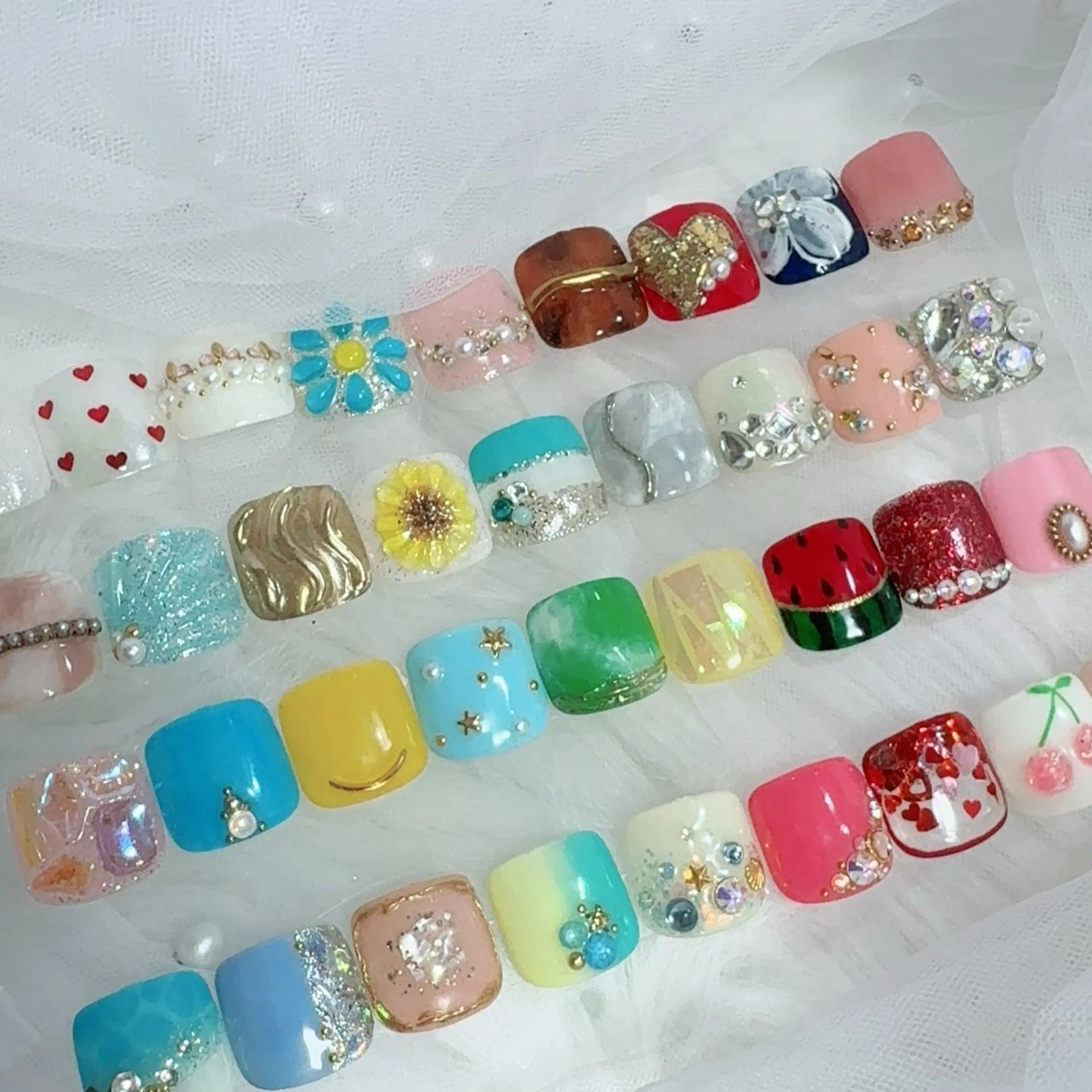 ネイル BonheurDeux所属・Bonheur LINAのネイルデザイン