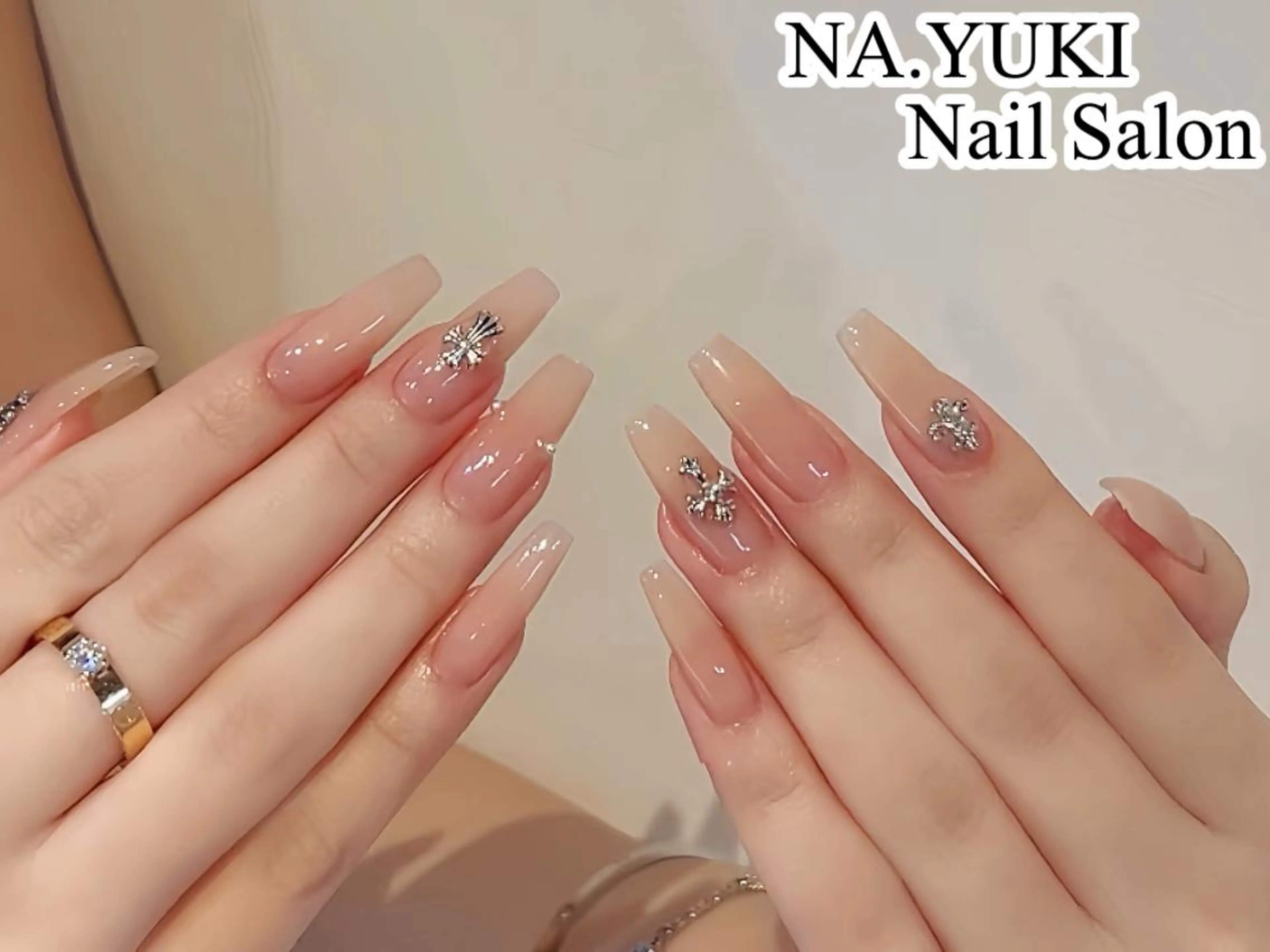 ネイル Kiki 🐰ワンホン/韓國のネイルデザイン