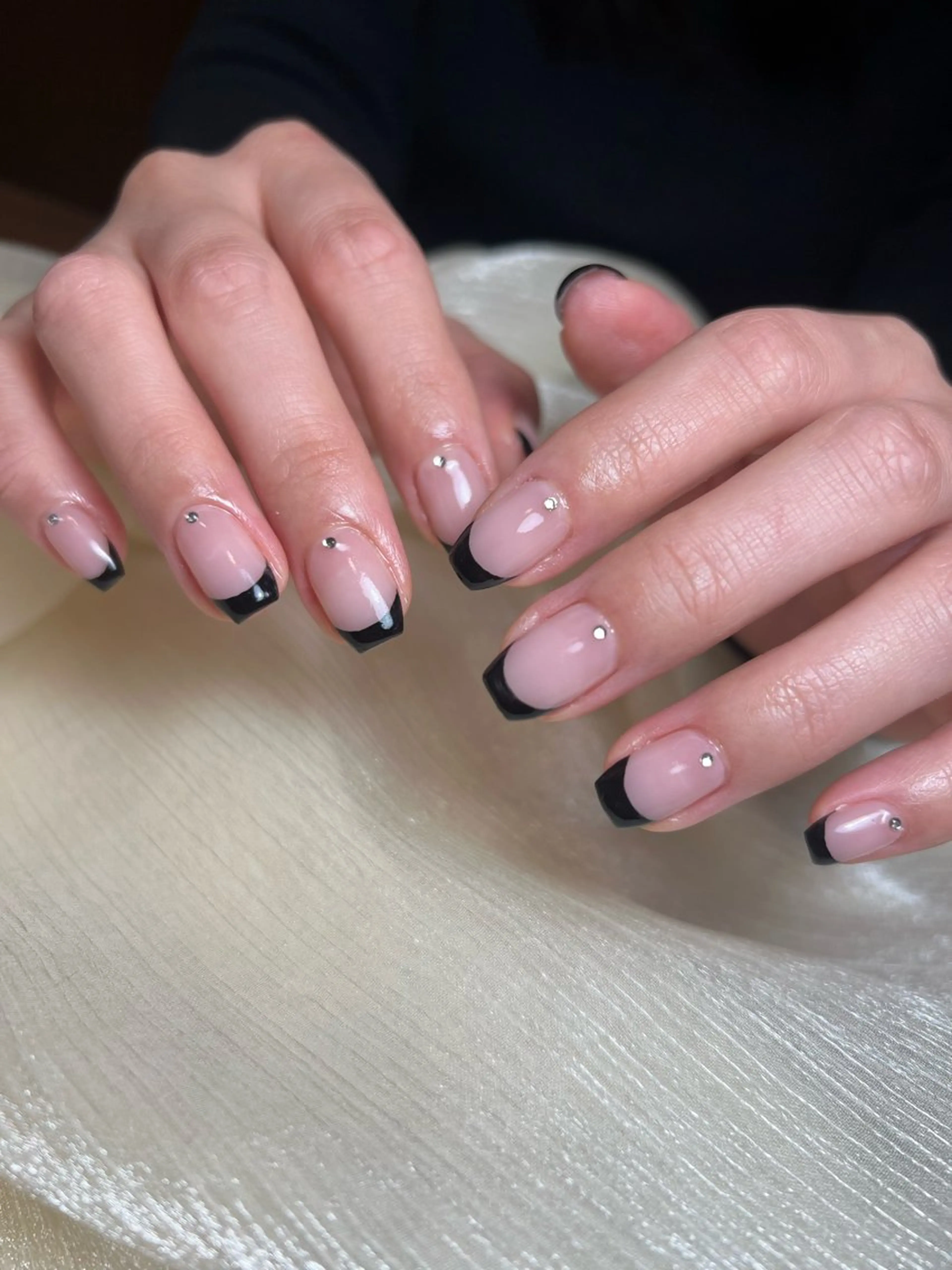 ネイル フレンチネイル Nail by EN 🪽Amiのネイルデザイン