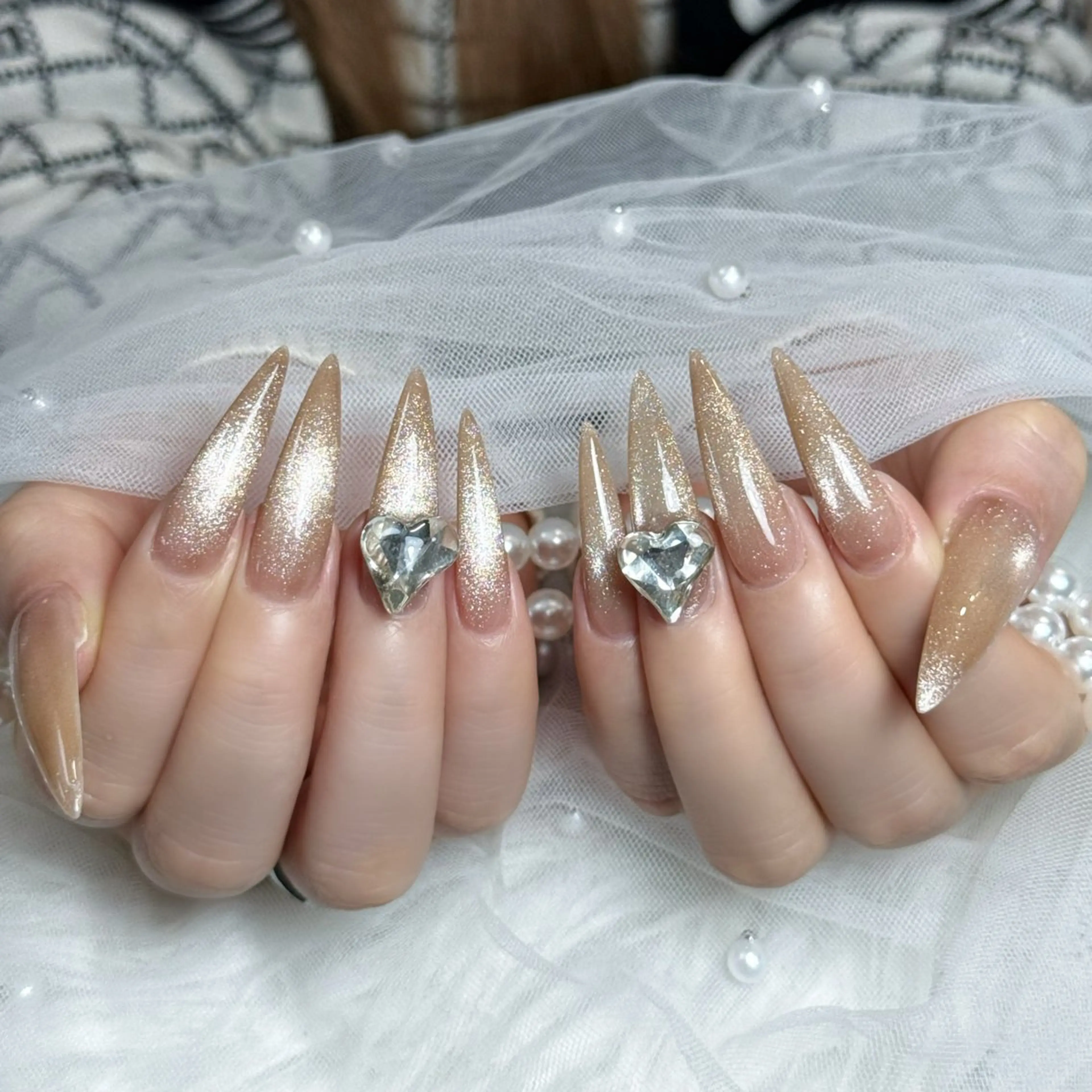 ネイル オーロラネイル ボルドー ブラウン 氷ネイル・うるうるネイル キラキラネイル ハンドネイル Julli NailStudioのネイルデザイン