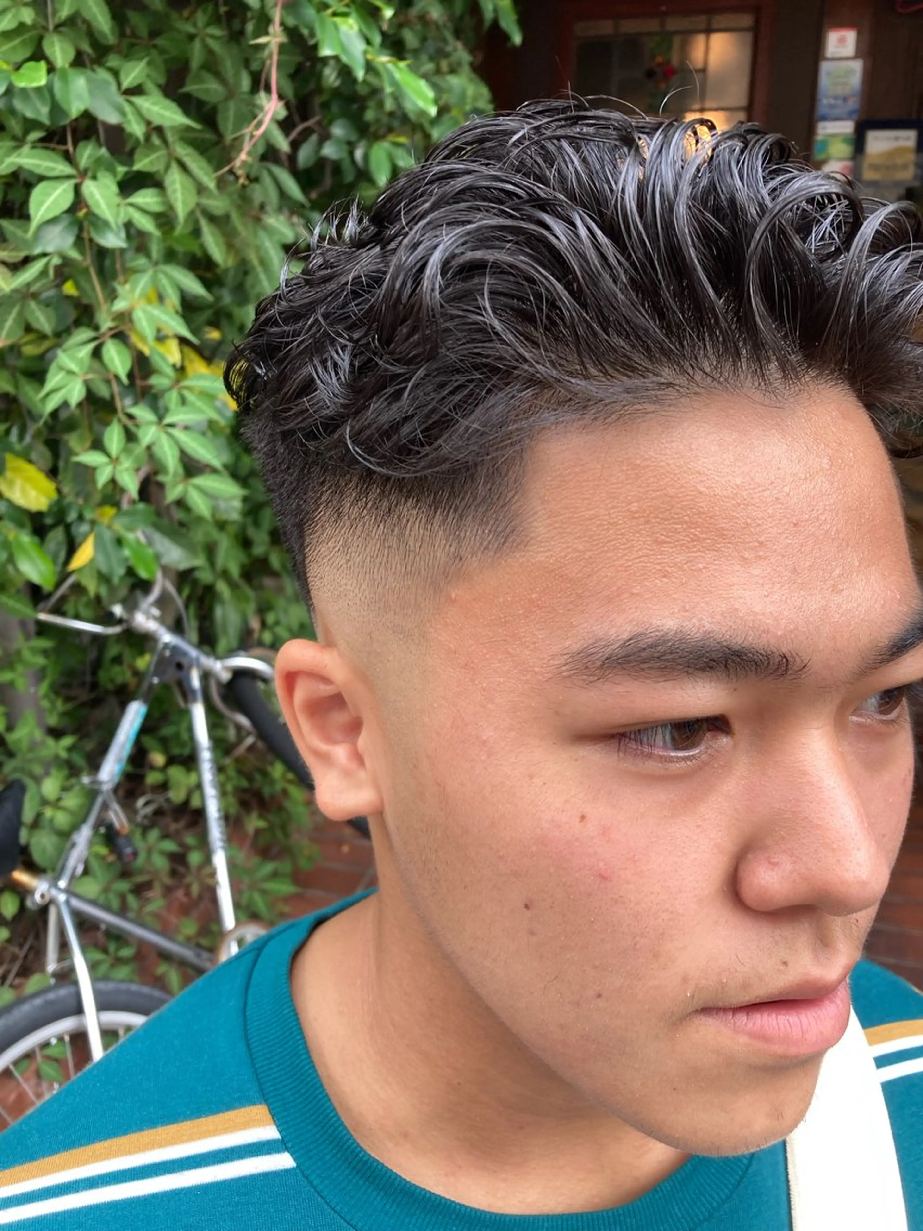 ショート メンズ フェードカット メンズパーマ スキンフェード/パー マ/須田陸斗のヘアスタイル