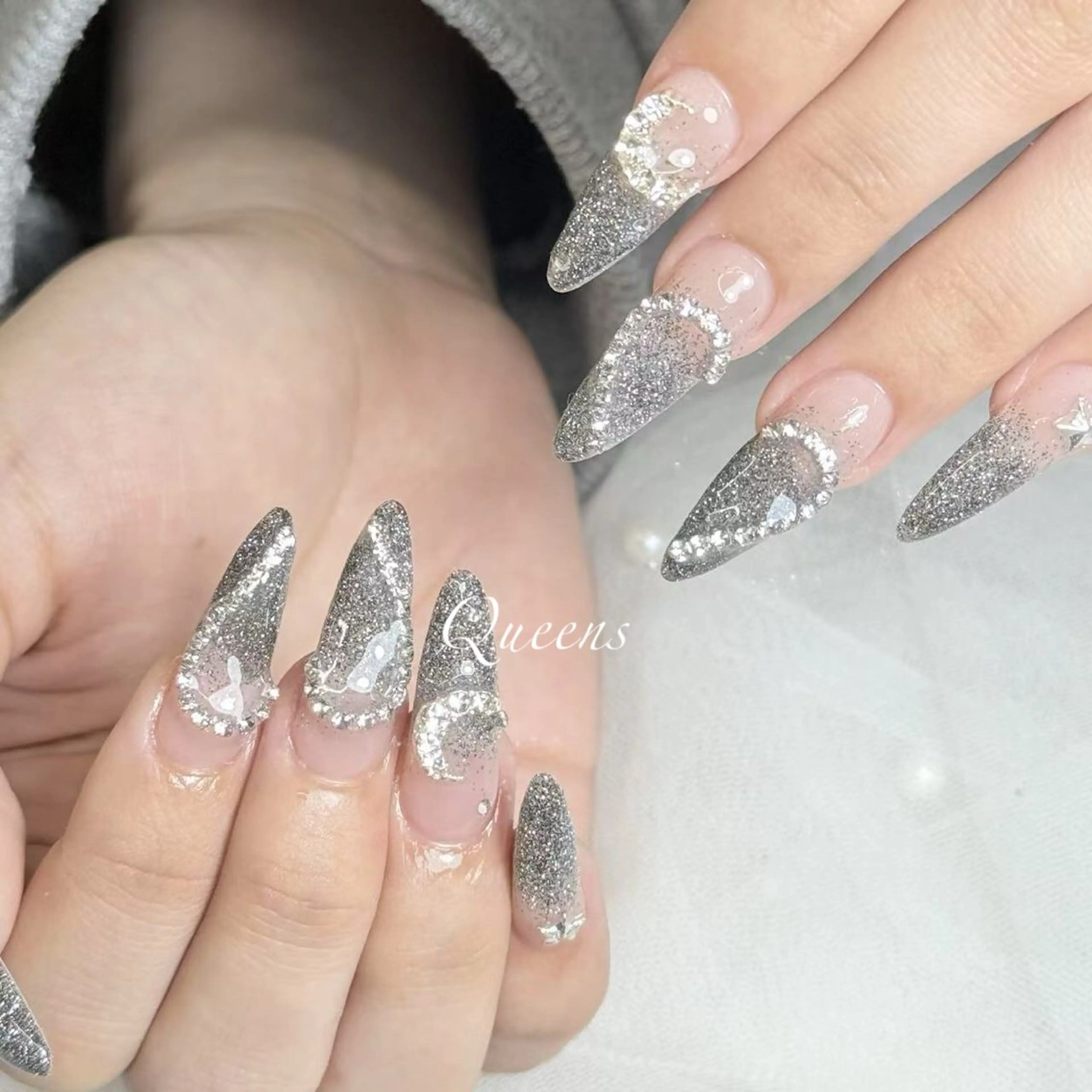 ネイル ハンドネイル Queens テイのネイルデザイン