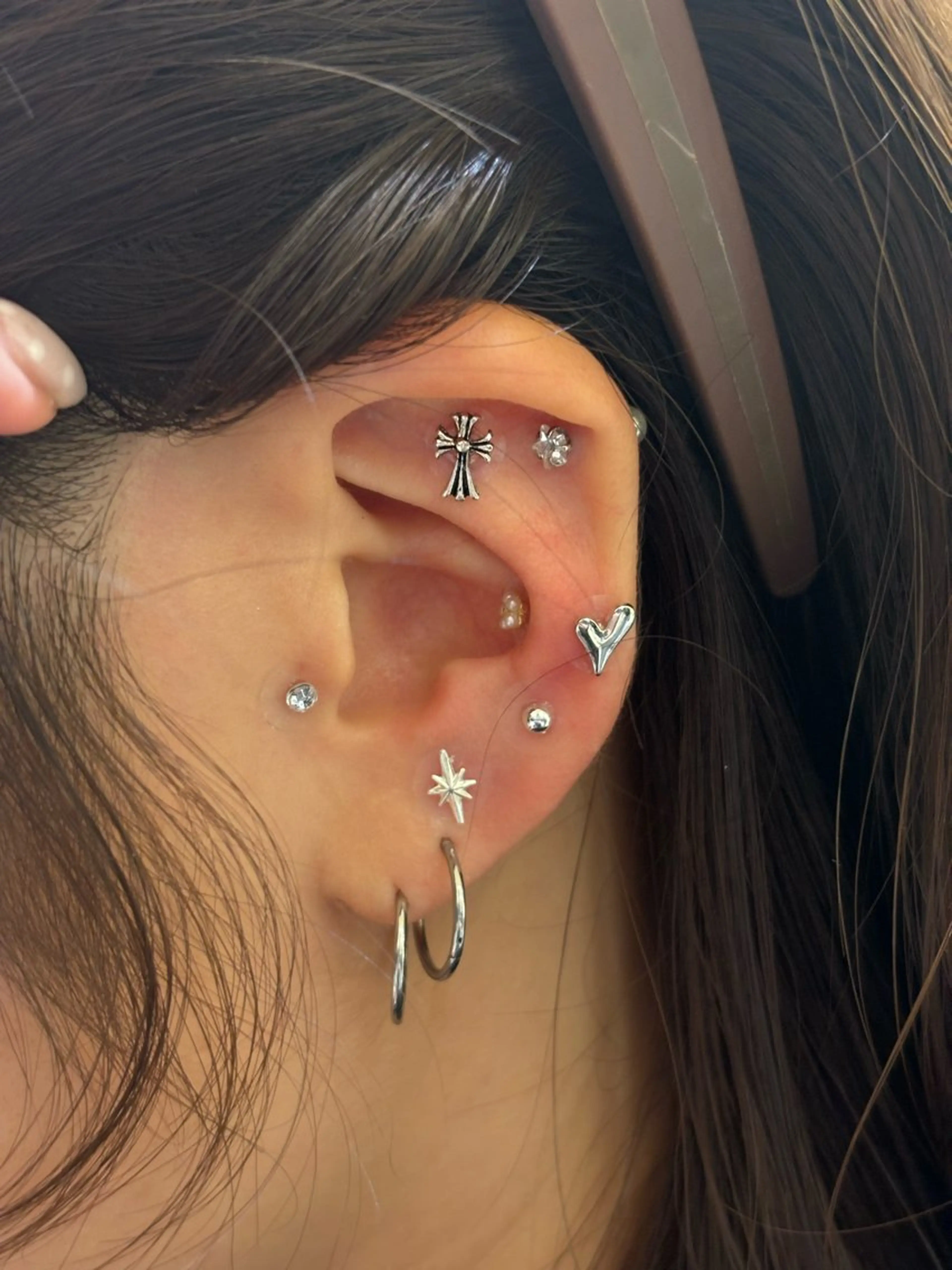 その他 韓国レイヤー🪽 耳ツボジュエリーのヘアスタイル