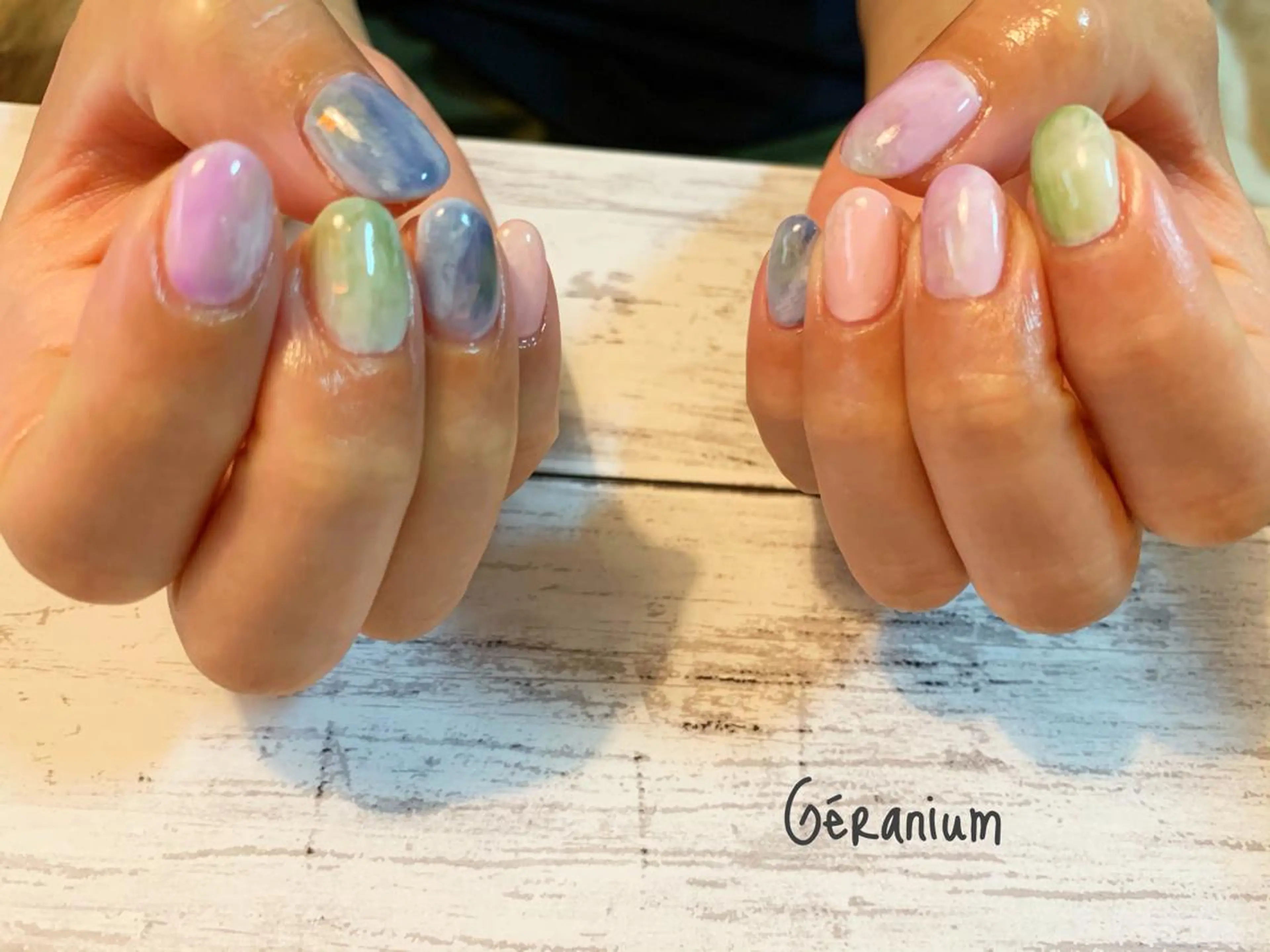 ネイル ハンドネイル フットネイル GéRanium Harukaのネイルデザイン