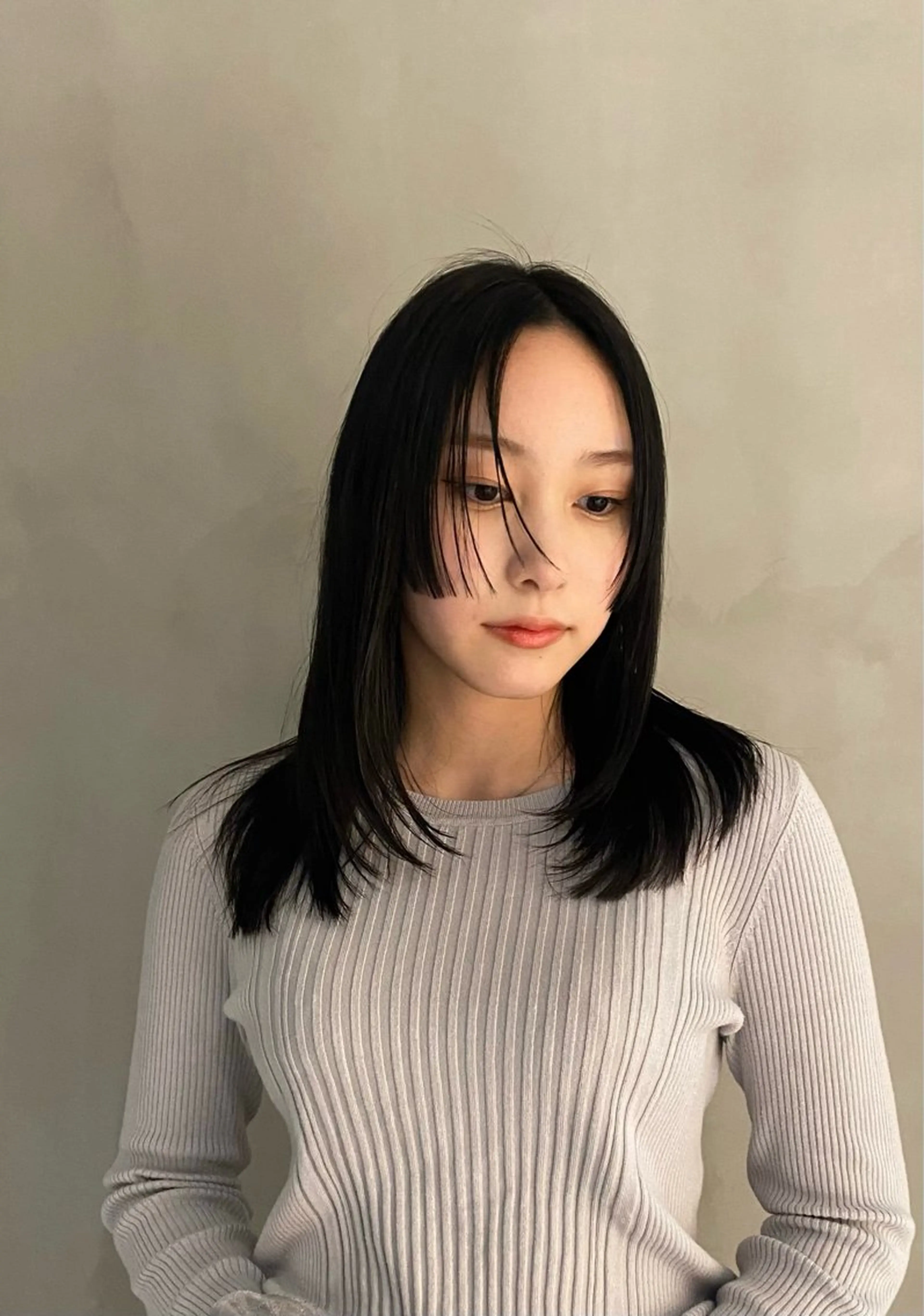 ミディアム レイヤー特化✨️ 𝑨𝒀𝑨𝑻𝑶のヘアスタイル