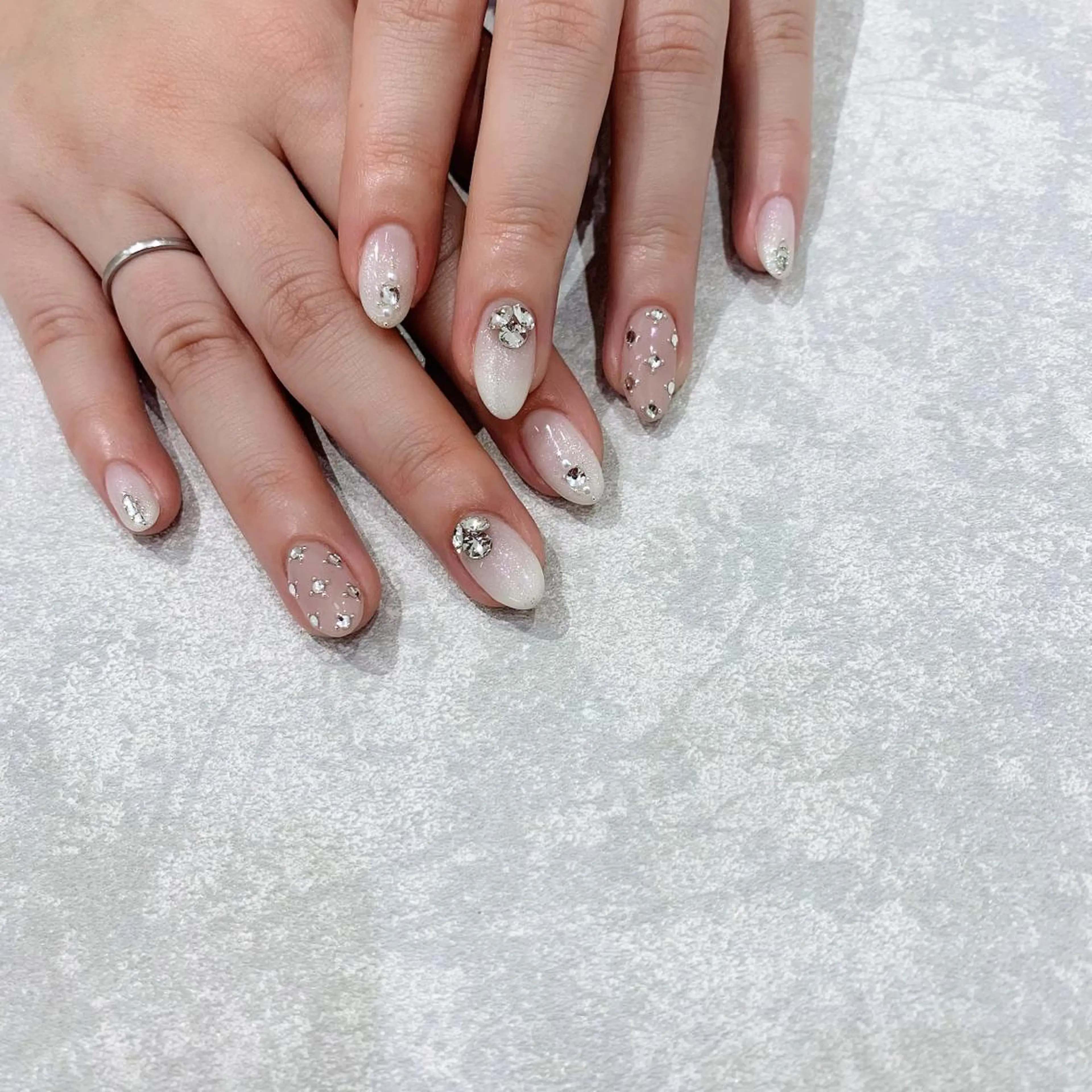 ネイル salon de Chéli所属・salon de Cheliのネイルデザイン