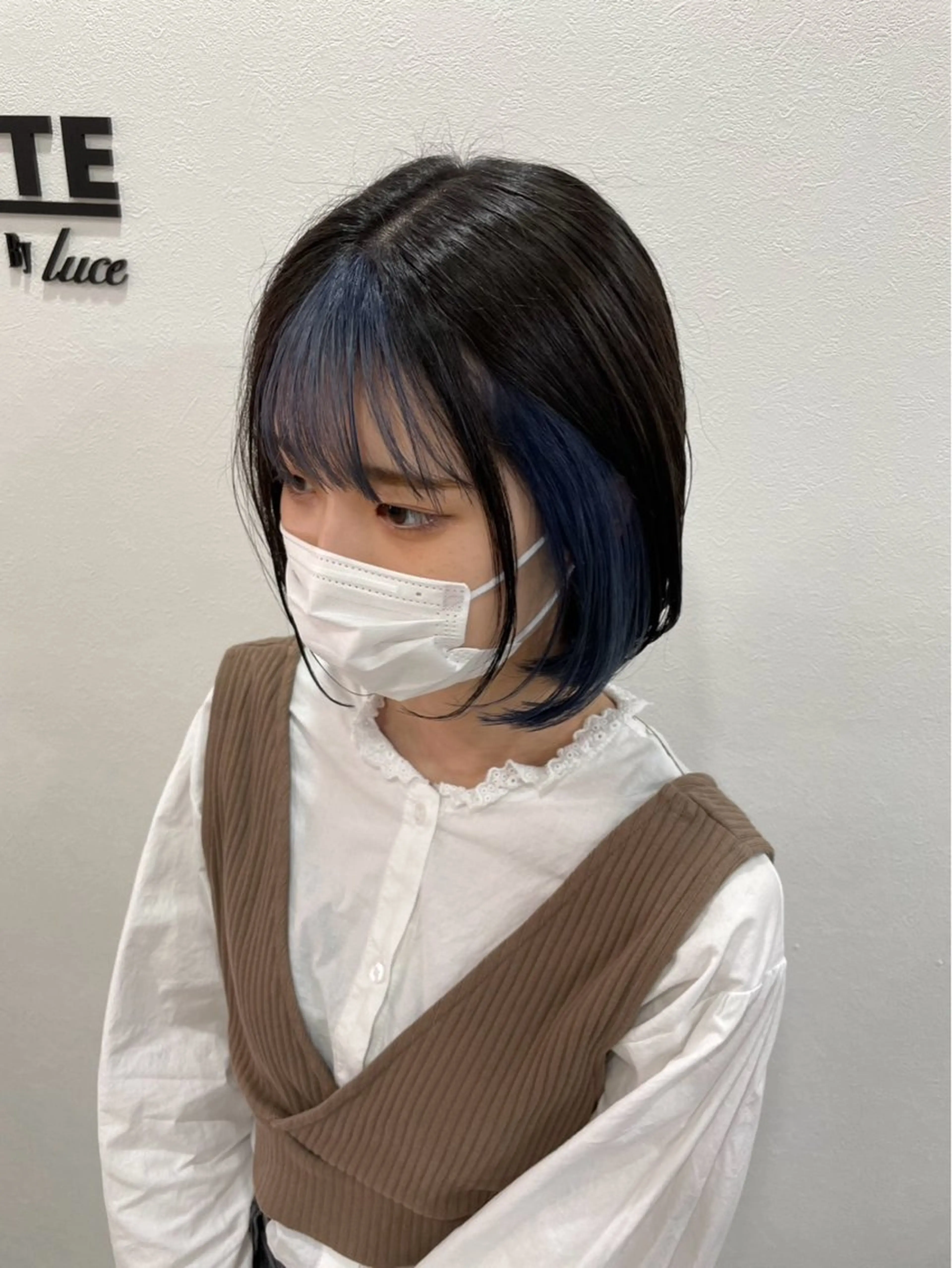ショート カラー 上霜 菜月のヘアスタイル