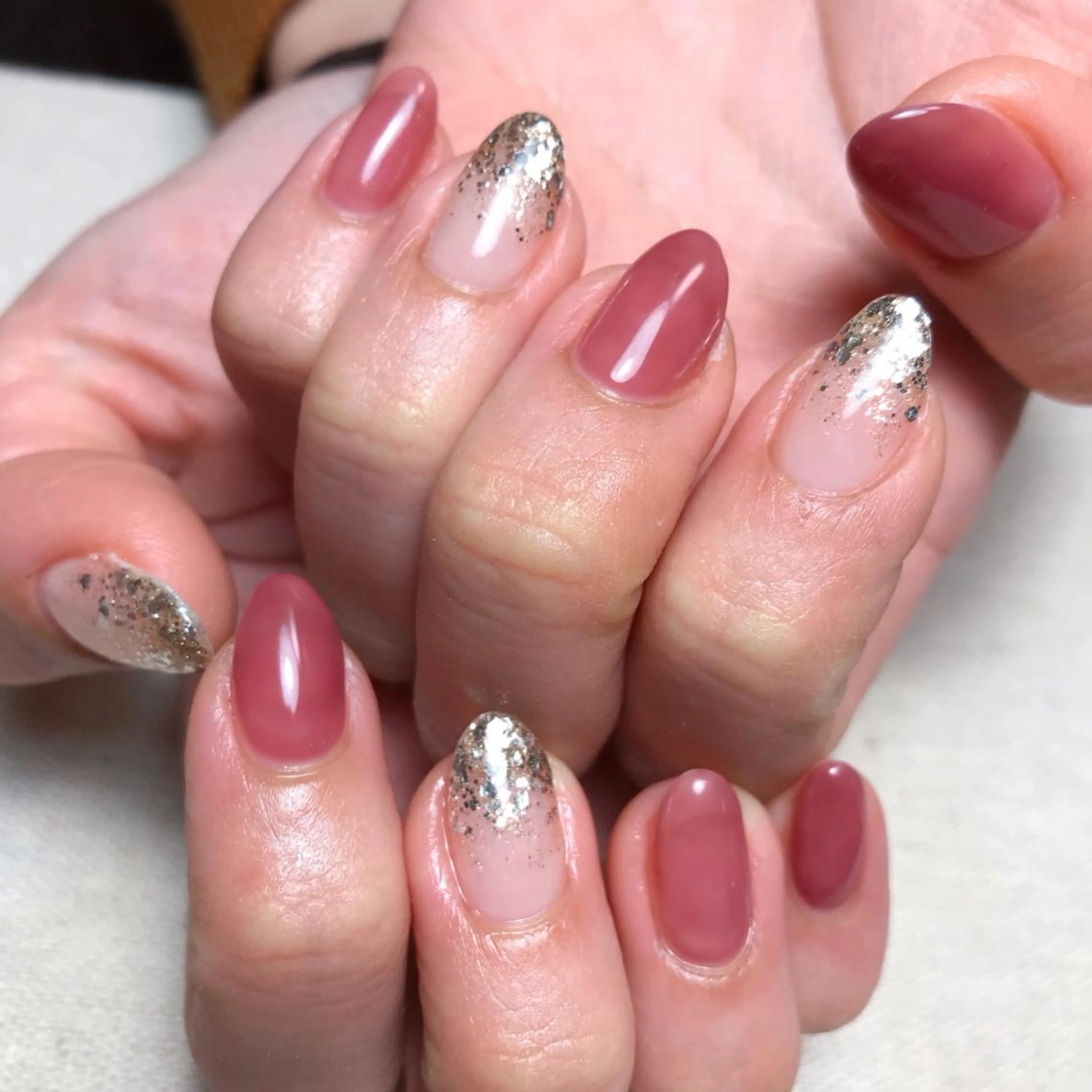 ネイル ラメ(グリッター) ラメグラデーション ハンドネイル 💅 Ai.のネイルデザイン