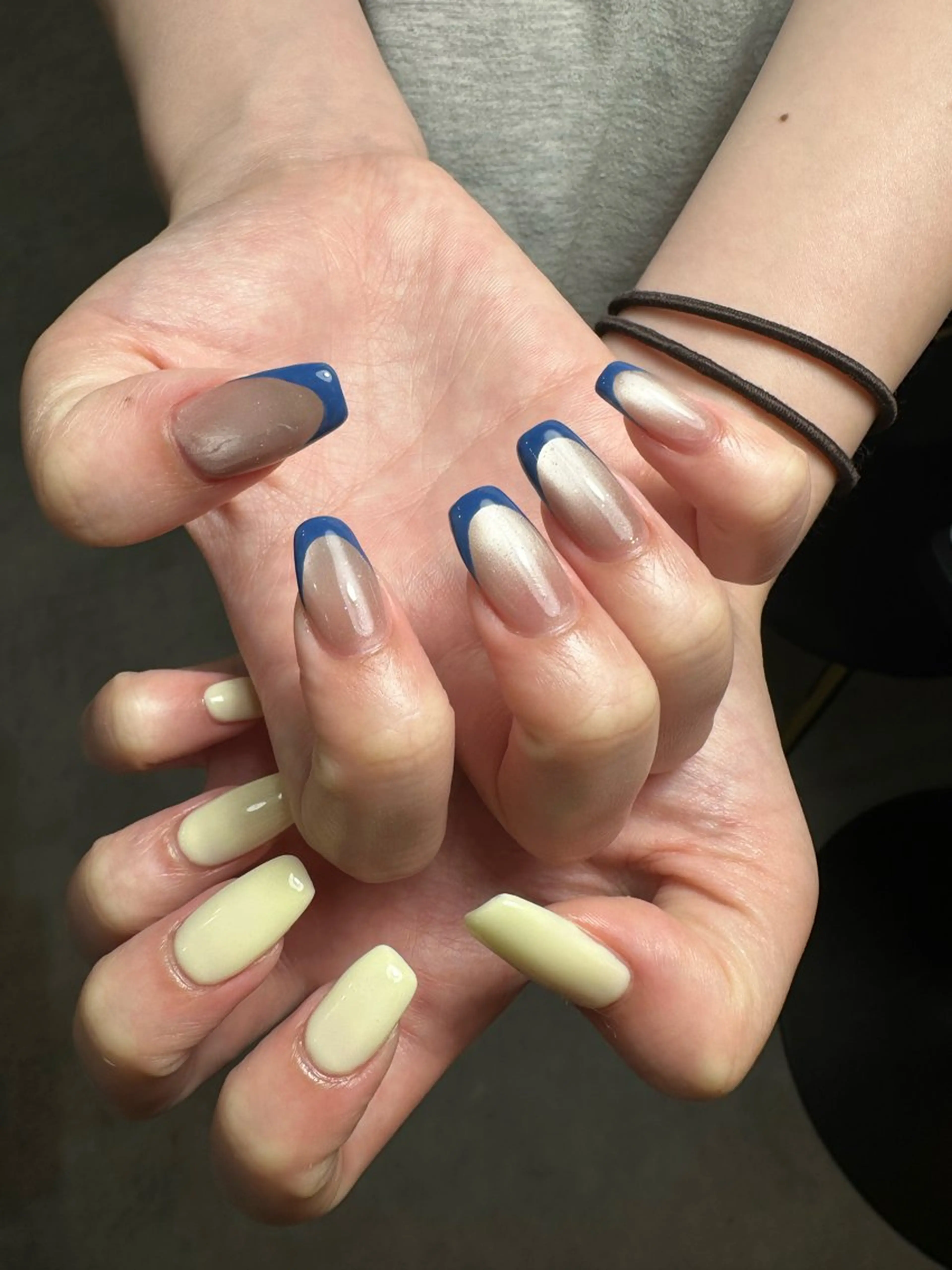 ネイル フレンチネイル マグネットネイル ATELIERHARLOW所属・nailist MOEのネイルデザイン