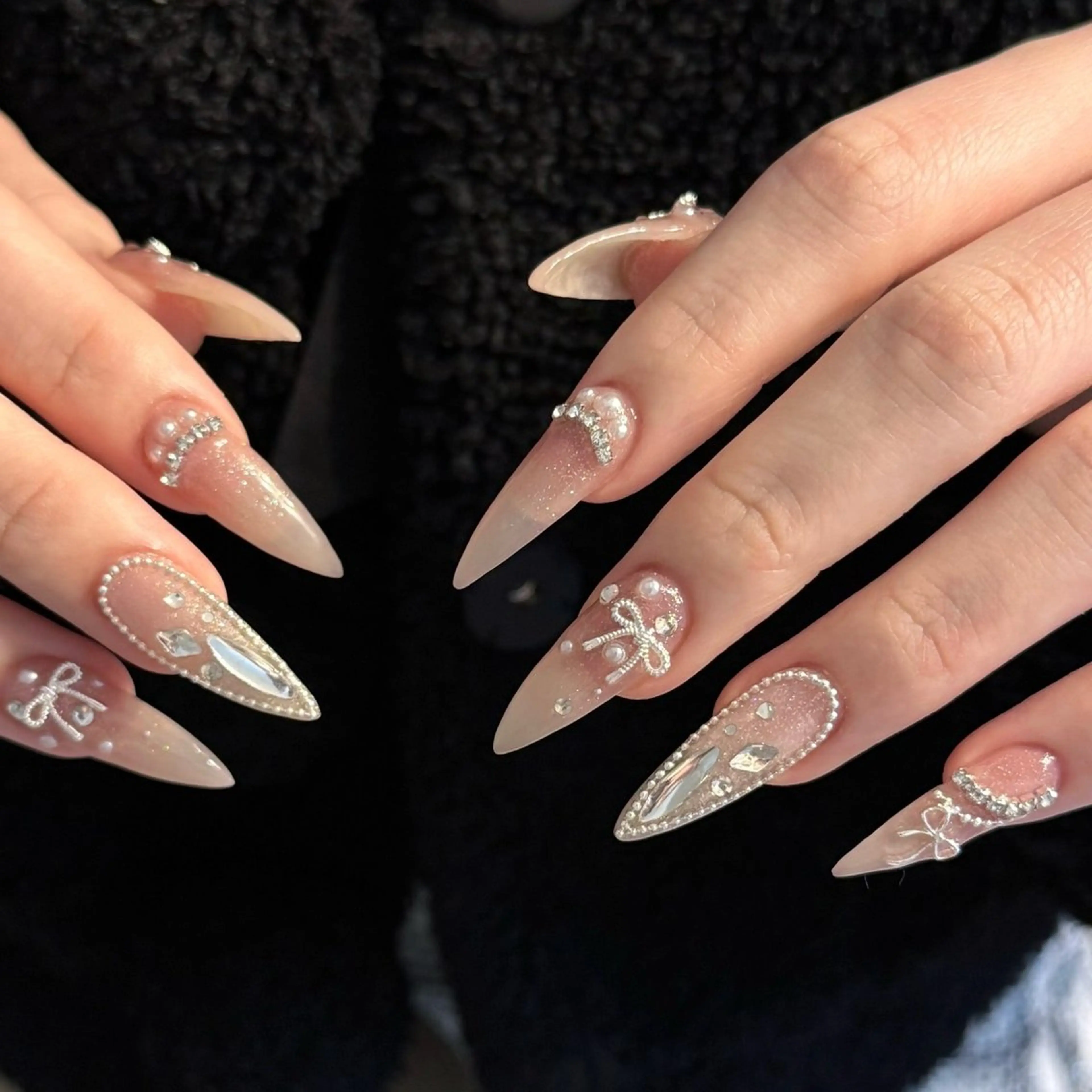 ネイル Lino'b所属・Lino'b@ Airiのネイルデザイン