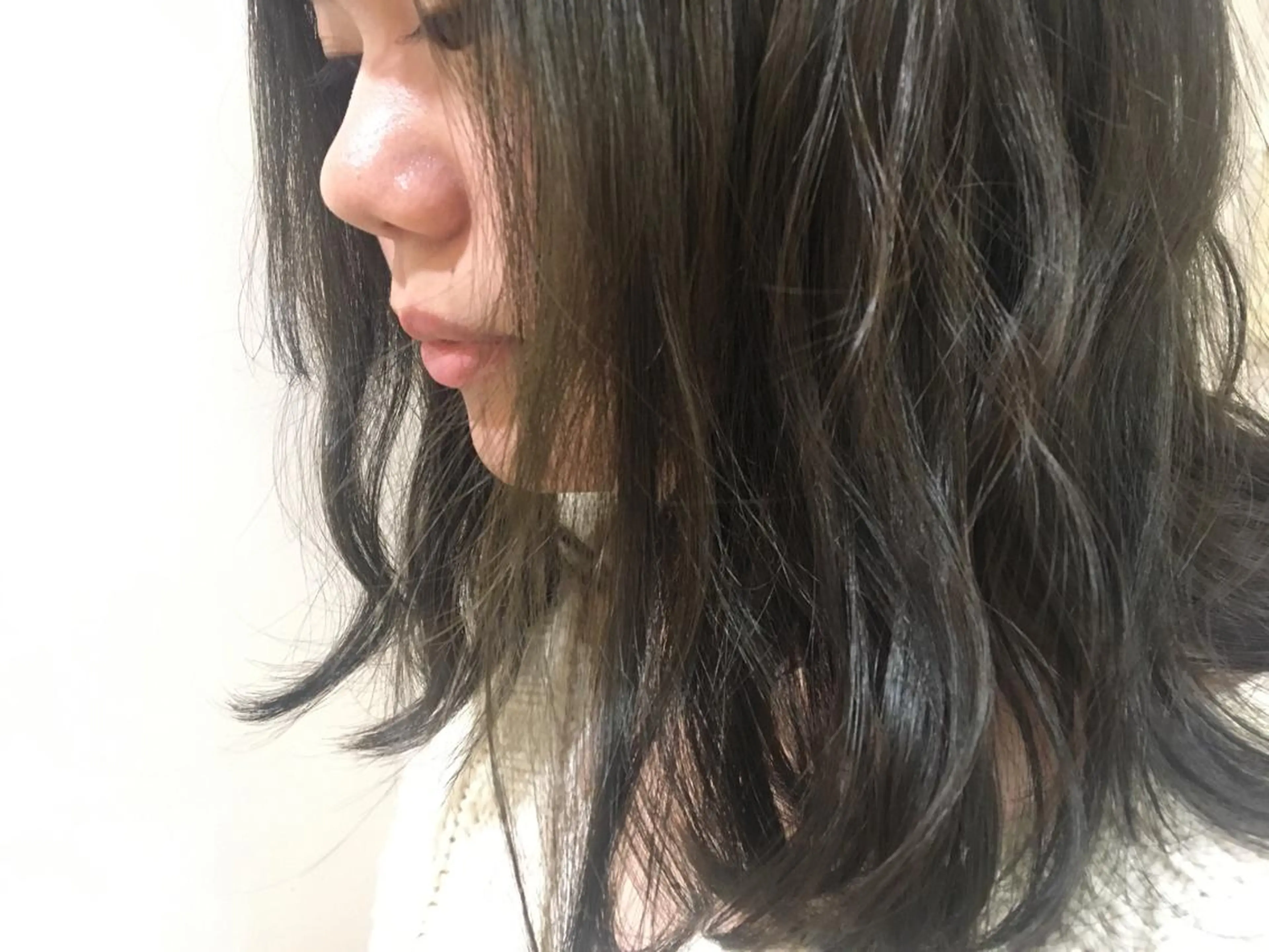 ミディアム 丸山 亜加理のヘアスタイル