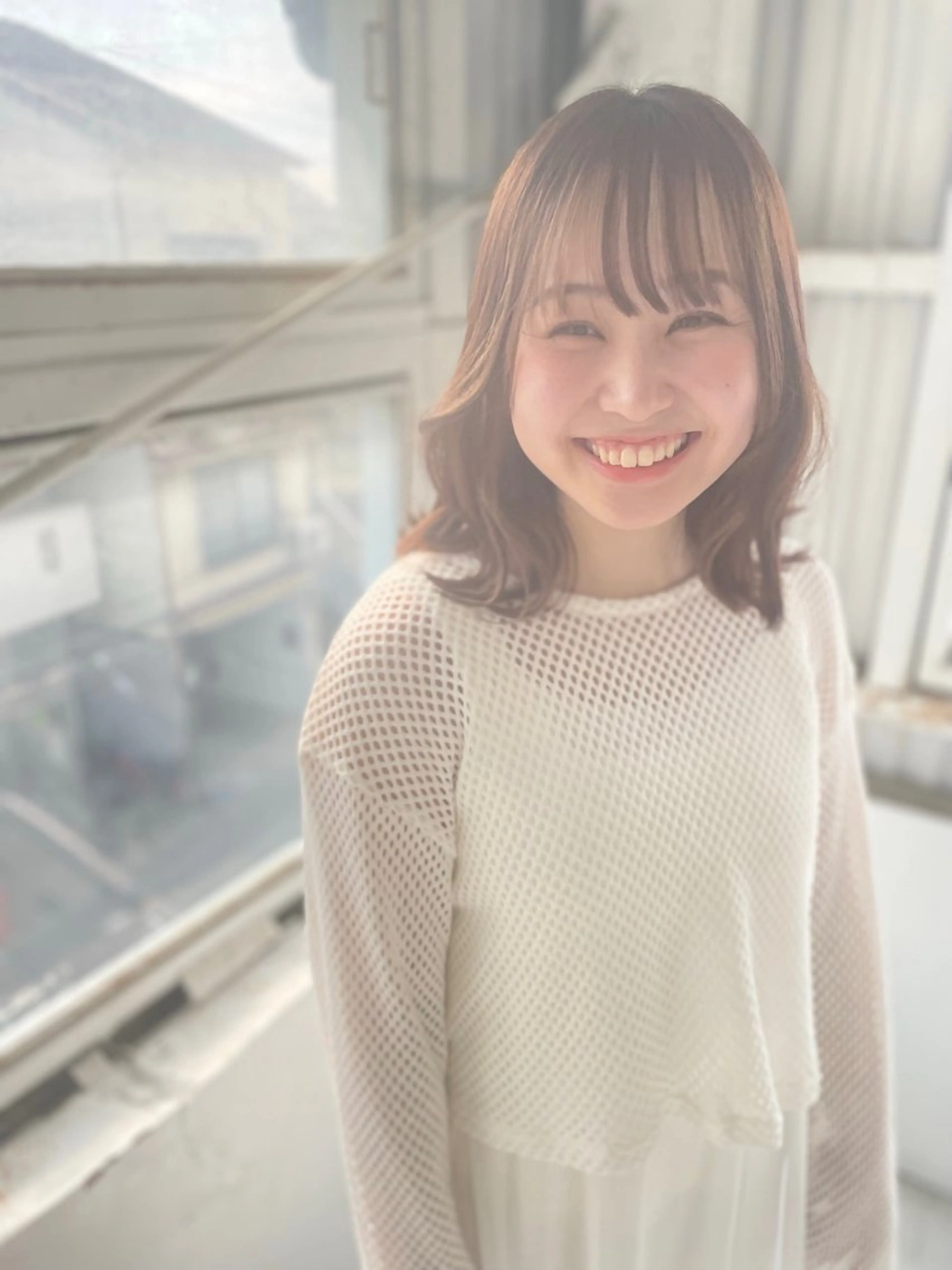 ミディアム 瀬社家 加奈のヘアスタイル