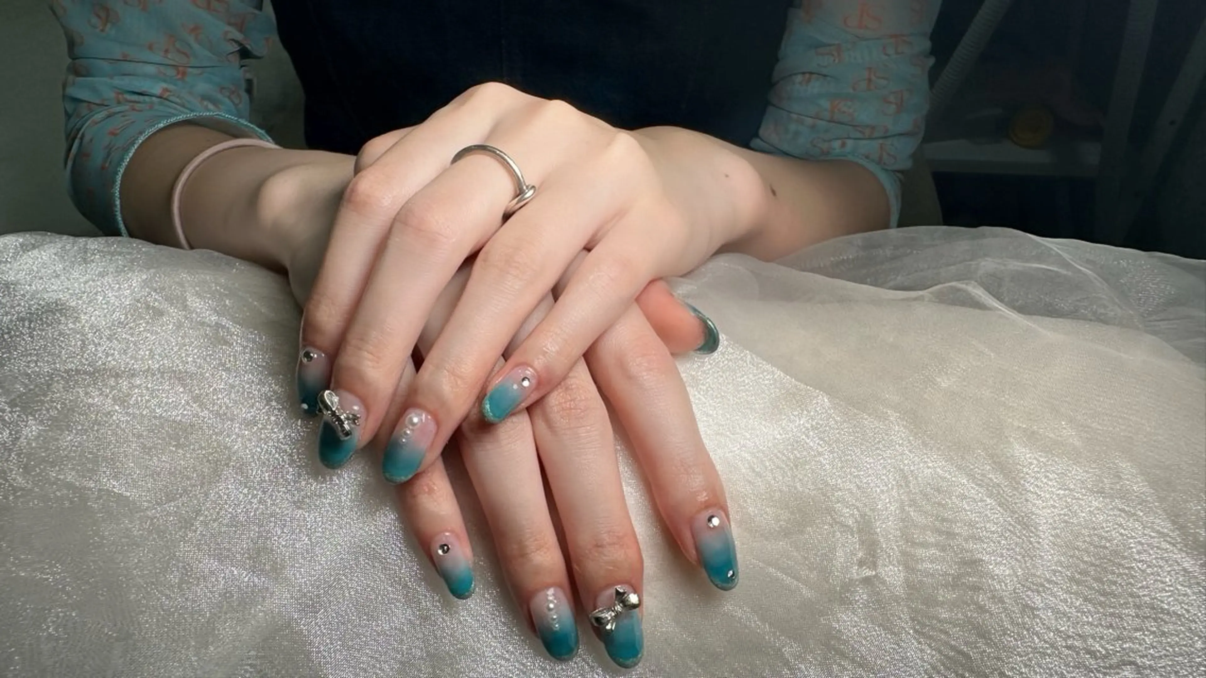 ハンドネイル ハンドケア Hi beauty テイのネイルデザイン