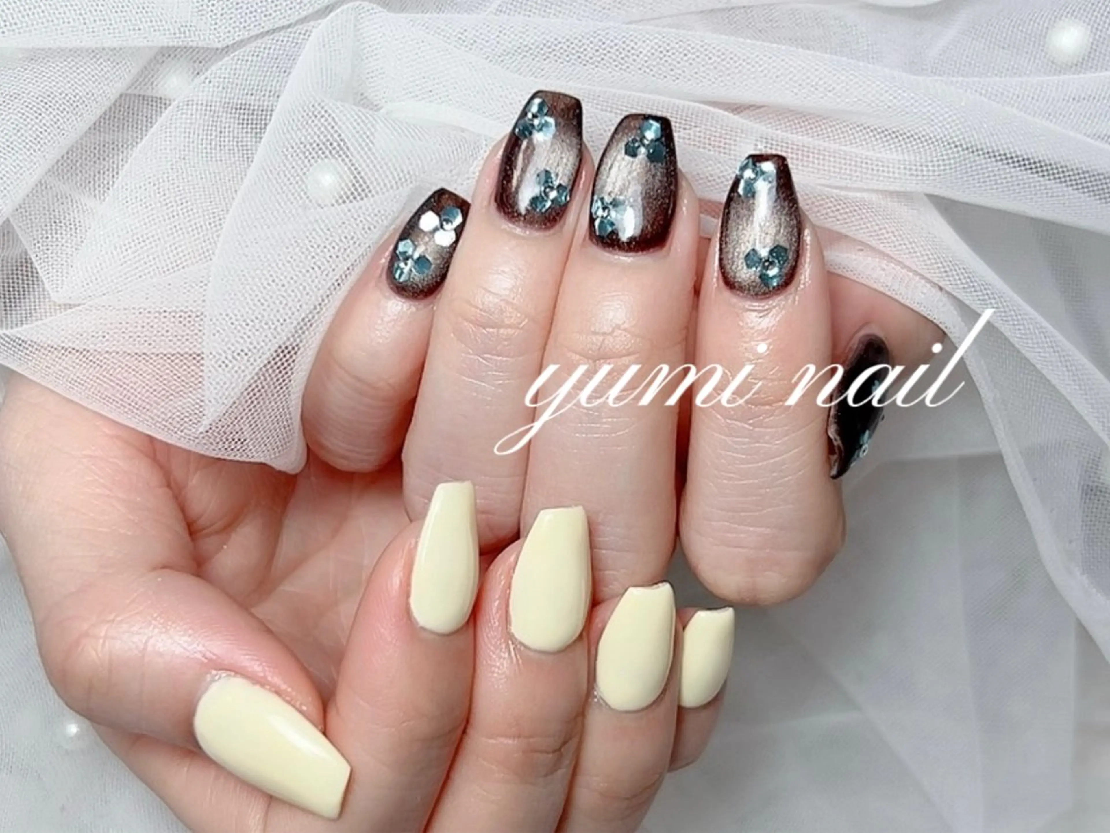 ネイル ハンドネイル 𝐲𝐮𝐦𝐢🎀 長さ出しデザイン専門のネイルデザイン