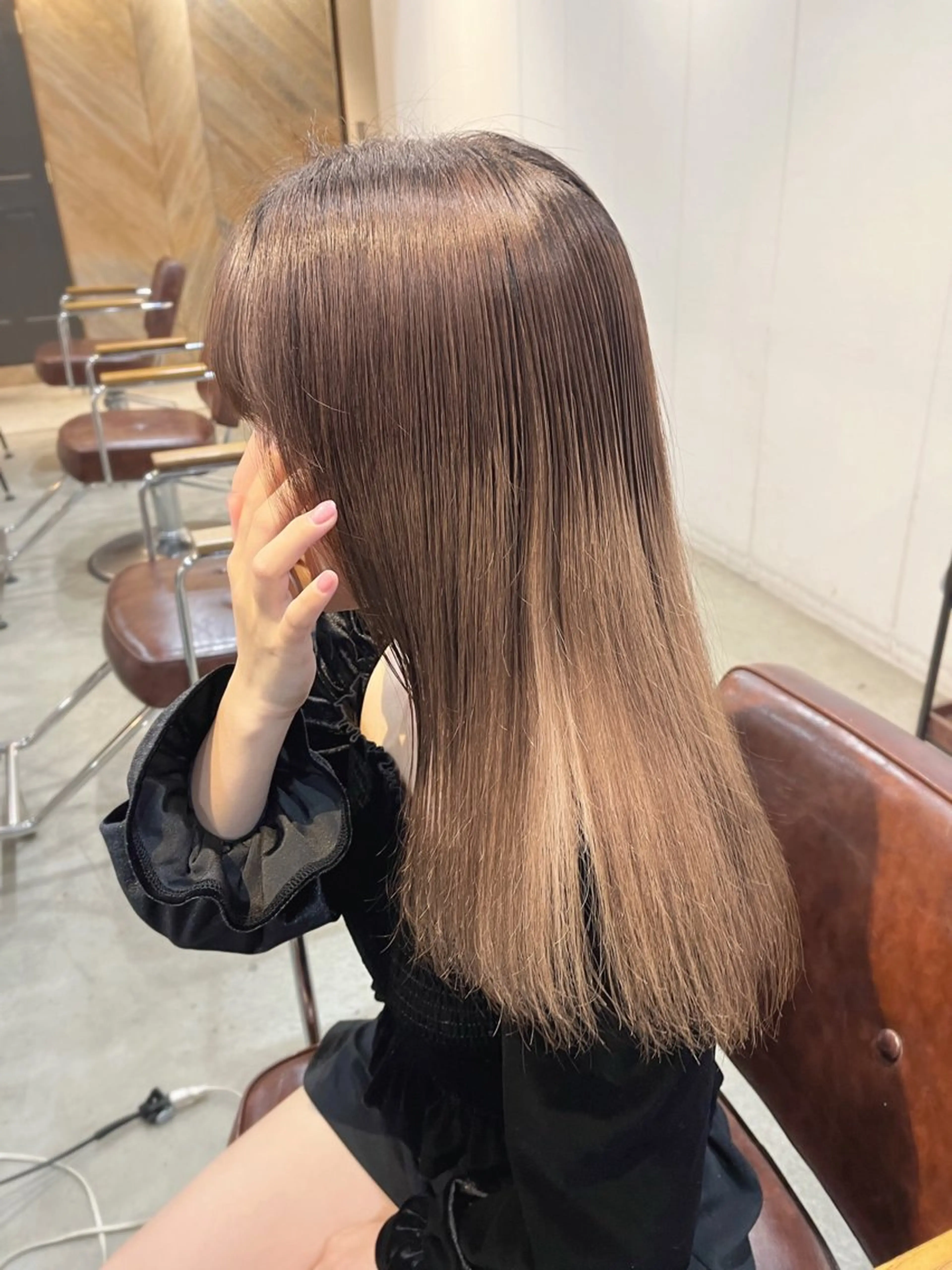 ロング カラー パーマ ブリーチ 髪質改善 酸性ストレート ストレートパーマ カット ヘアカラー パーマ 縮毛矯正 トリートメント 中津/梅田/赤み消し /髪質改善/愛芽のヘアスタイル