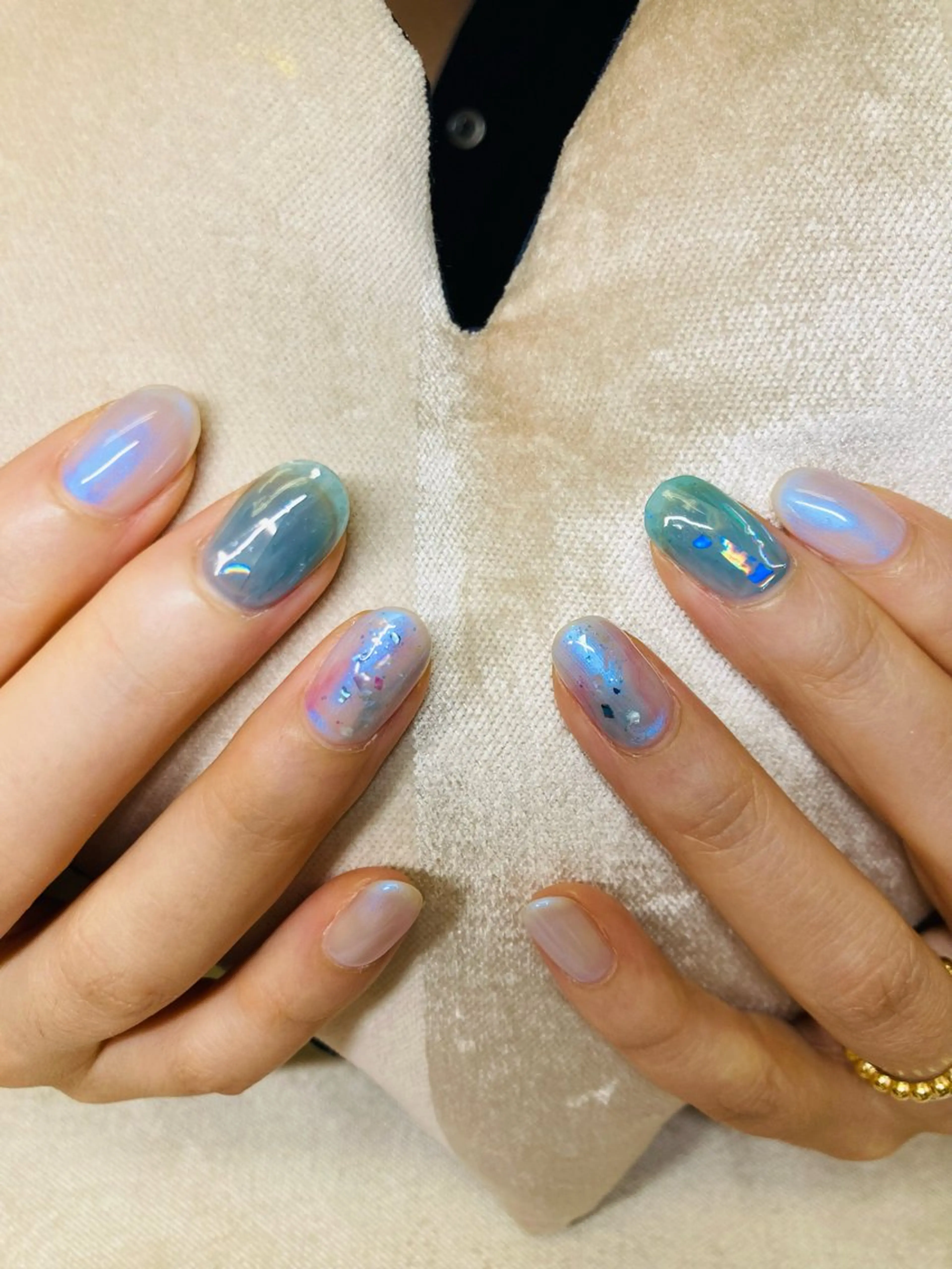 ネイル ECLAT エクラ所属・寺山 千鶴のネイルデザイン