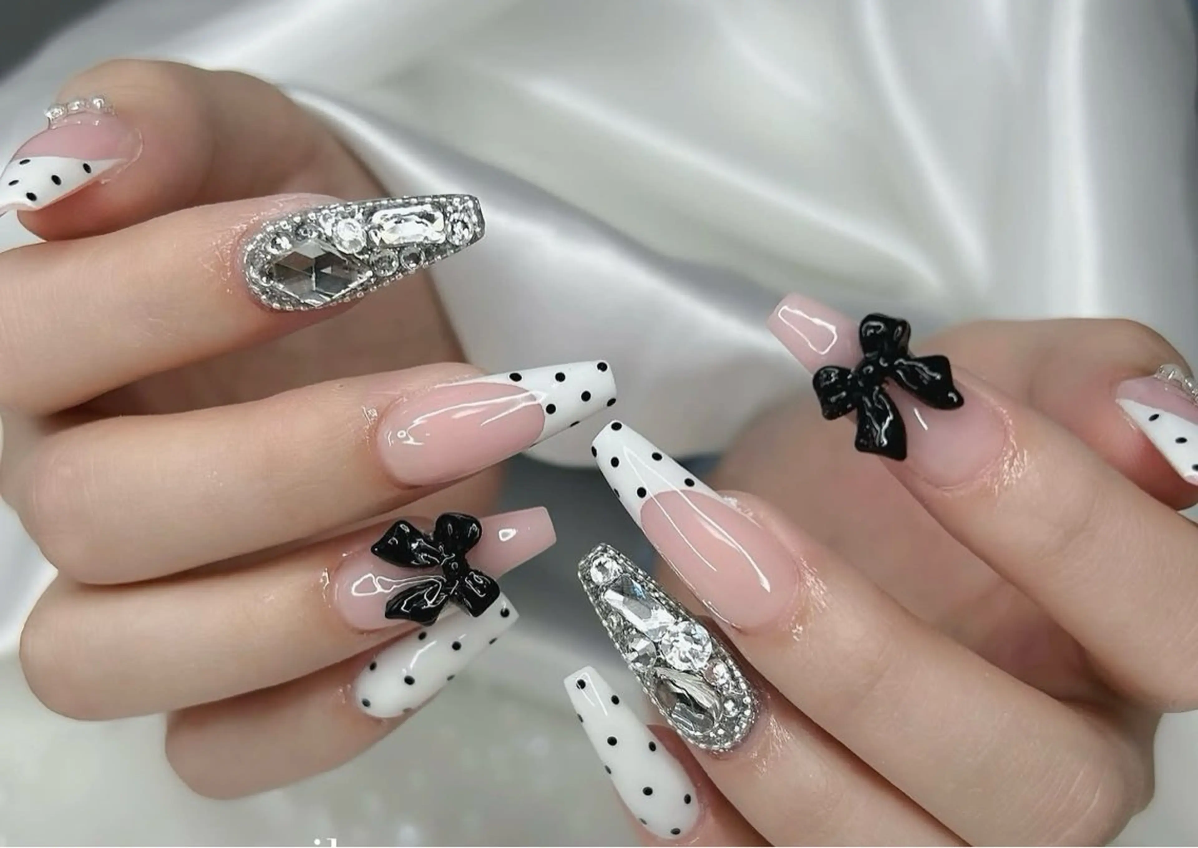 ネイル Luna スカルプ専門店のネイルデザイン