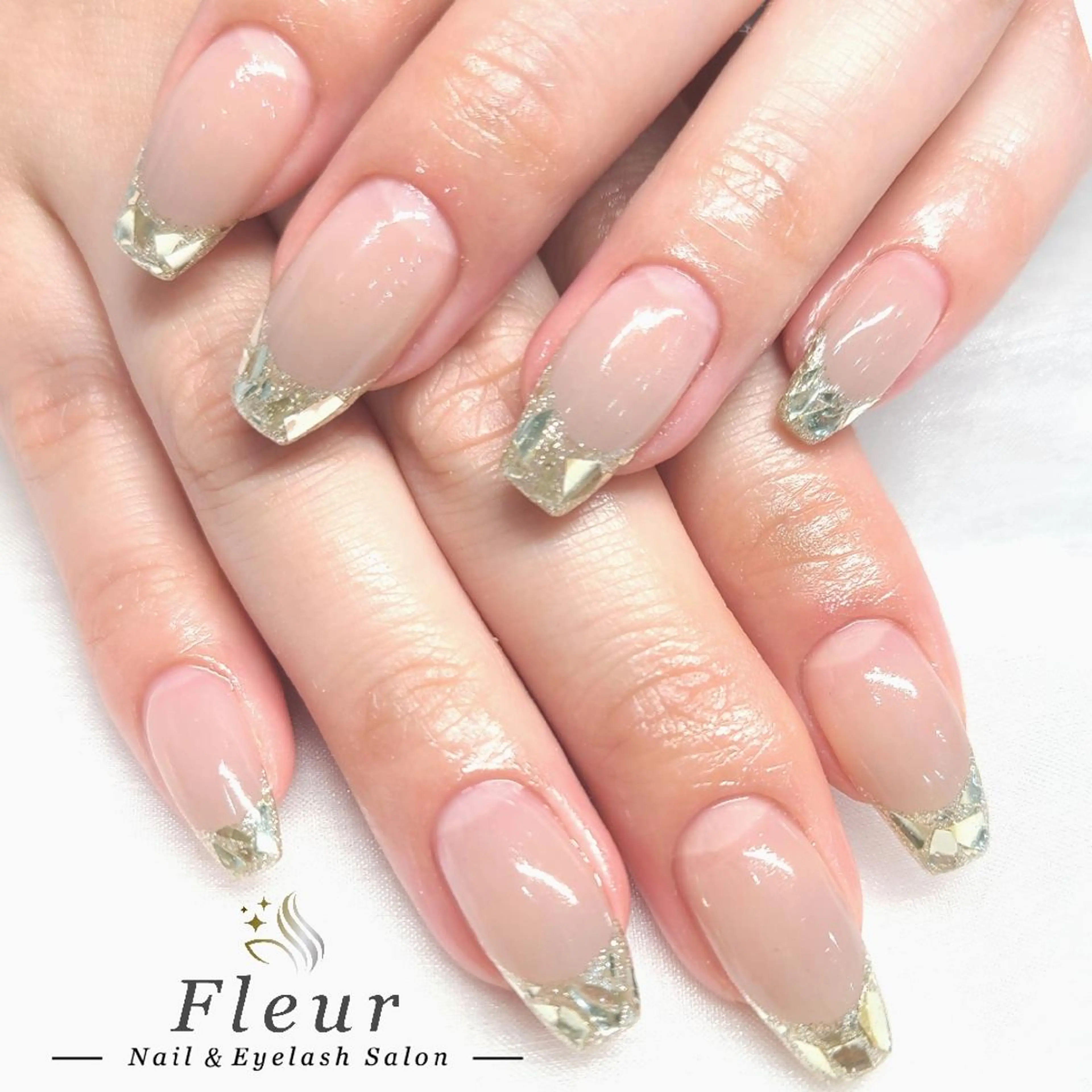 ネイル フレンチネイル ガラスフレンチ ハンドネイル nail&eye ♡Fleur♡のネイルデザイン